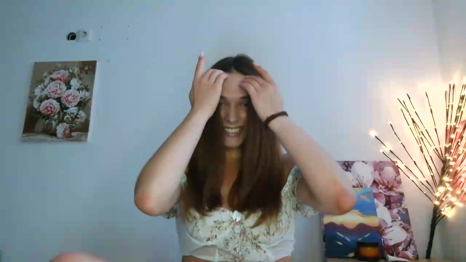 Gallery image thumbnail from HaleyReed's myfreecams stream on, 07/11/2026, 10:05 image 12 of 20