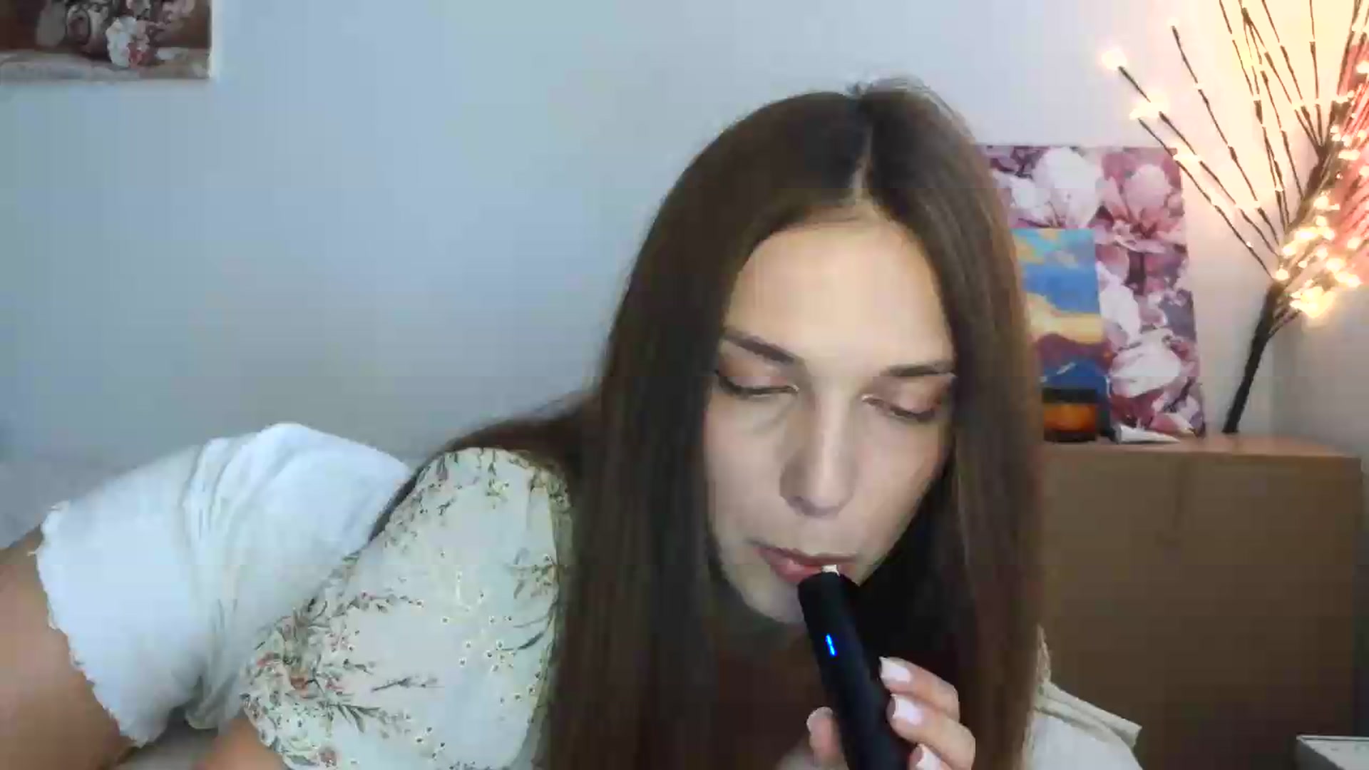 Gallery image thumbnail from HaleyReed's myfreecams stream on, 07/11/2026, 10:05 image 1 of 20