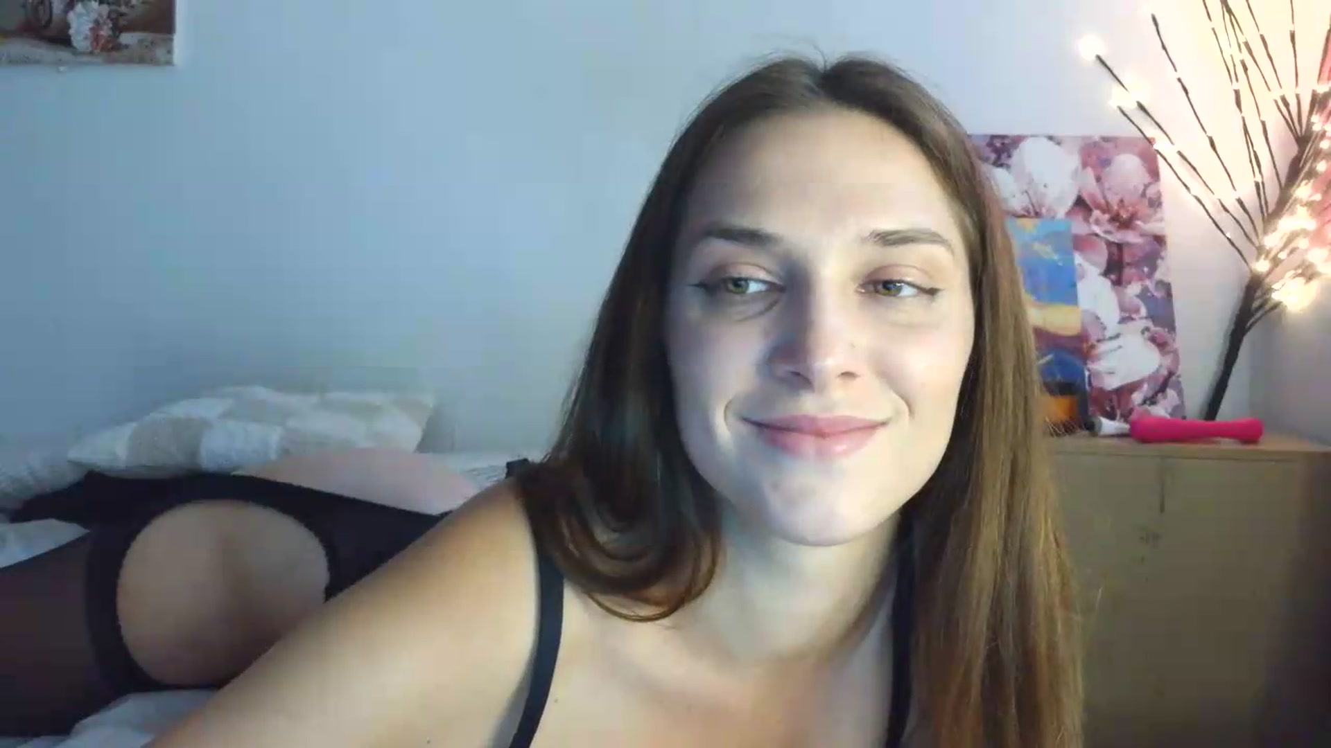 Gallery image thumbnail from HaleyReed's myfreecams stream on, 07/11/2026, 14:04 image 2 of 20