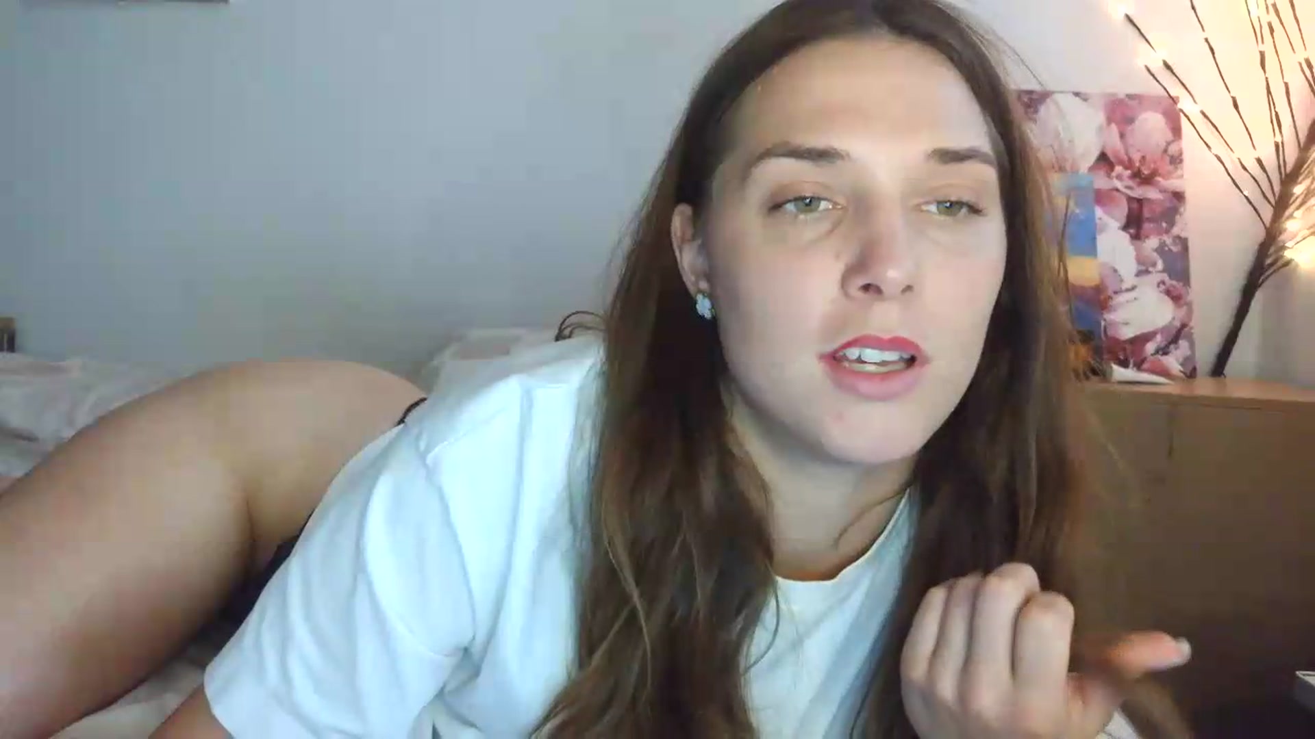 Gallery image thumbnail from HaleyReed's myfreecams stream on, 07/12/2026, 13:38 image 5 of 20