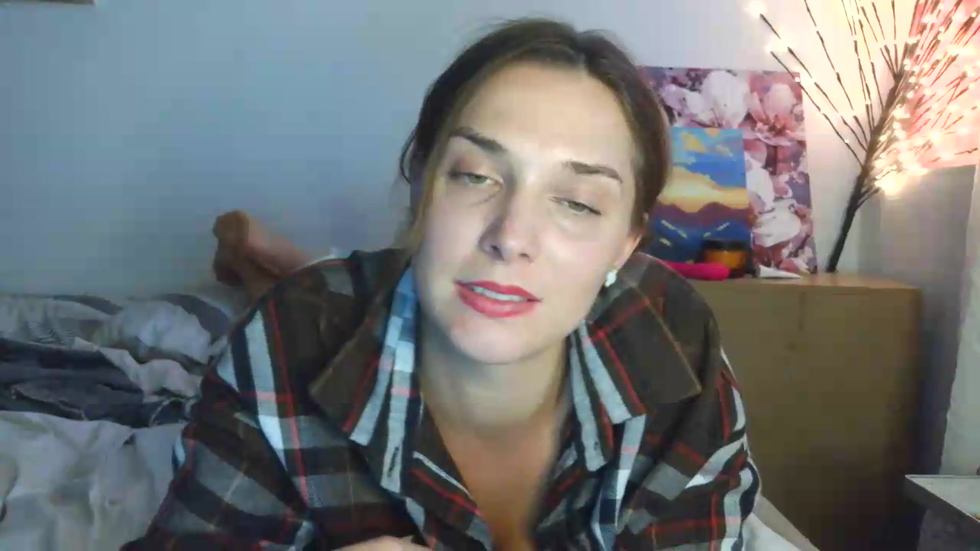 Gallery image thumbnail from HaleyReed's myfreecams stream on, 07/12/2026, 16:42 image 2 of 20