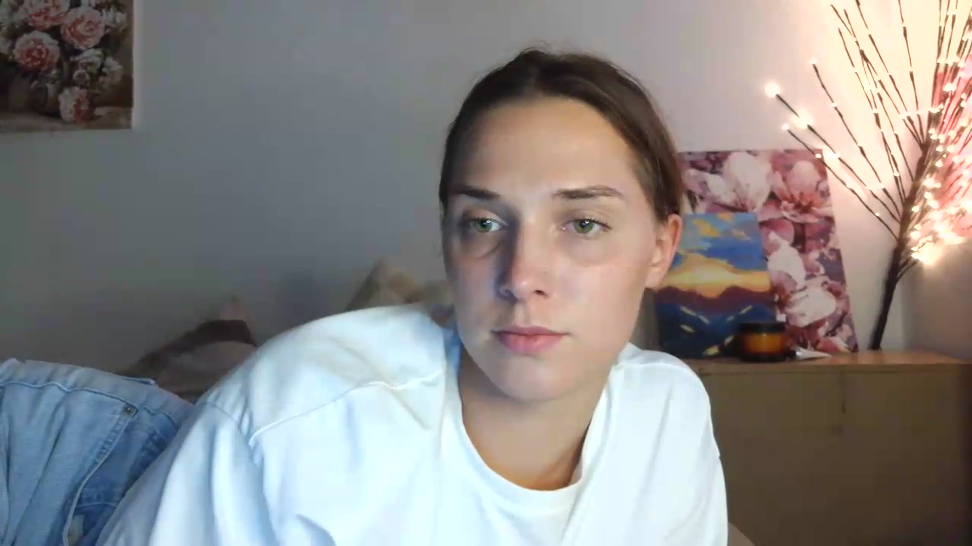 Gallery image thumbnail from HaleyReed's myfreecams stream on, 07/14/2026, 17:29 image 18 of 20