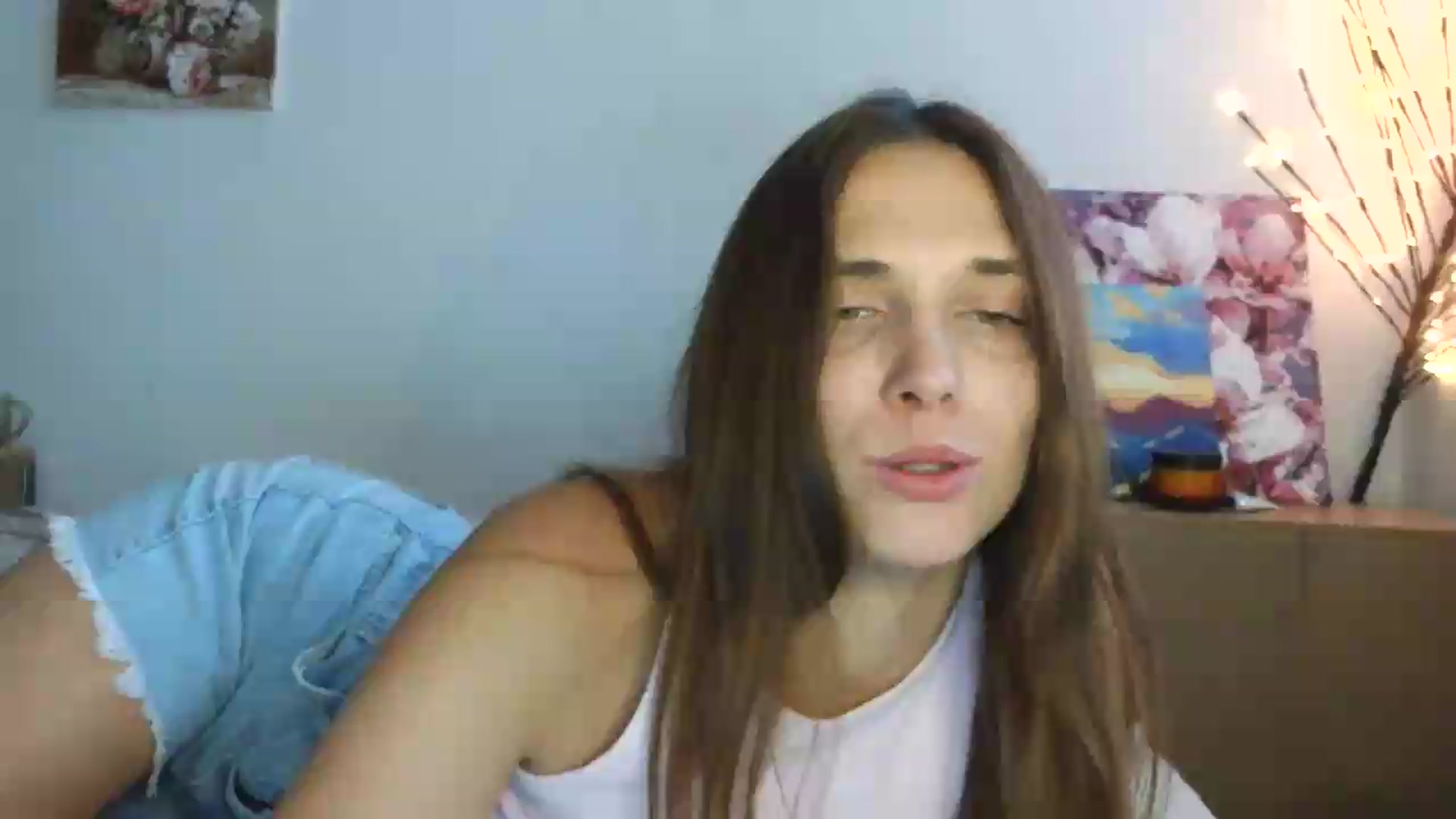 Gallery image thumbnail from HaleyReed's myfreecams stream on, 07/15/2026, 10:59 image 8 of 20