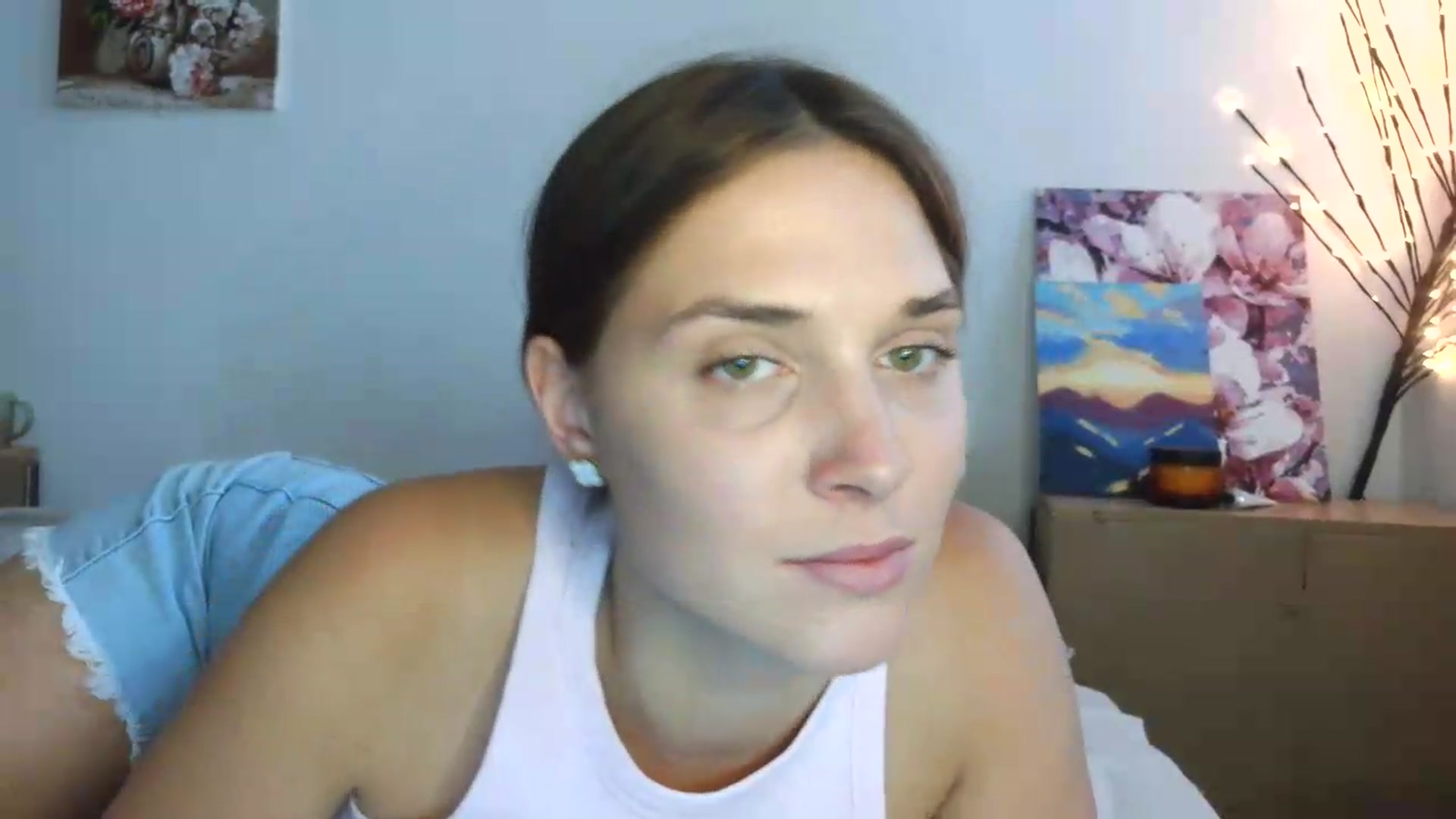 Gallery image thumbnail from HaleyReed's myfreecams stream on, 07/15/2026, 10:59 image 6 of 20
