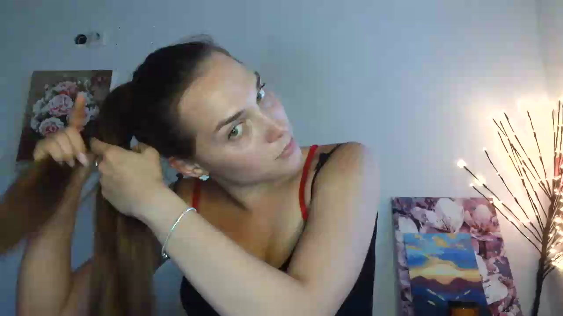 Gallery image thumbnail from HaleyReed's myfreecams stream on, 07/15/2026, 16:15 image 4 of 20