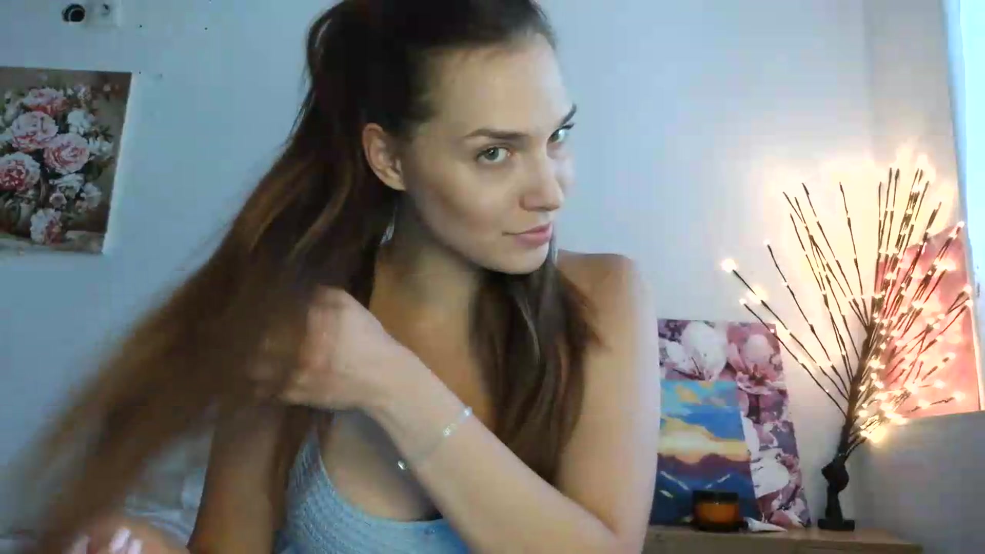 Gallery image thumbnail from HaleyReed's myfreecams stream on, 07/16/2026, 10:42 image 19 of 20