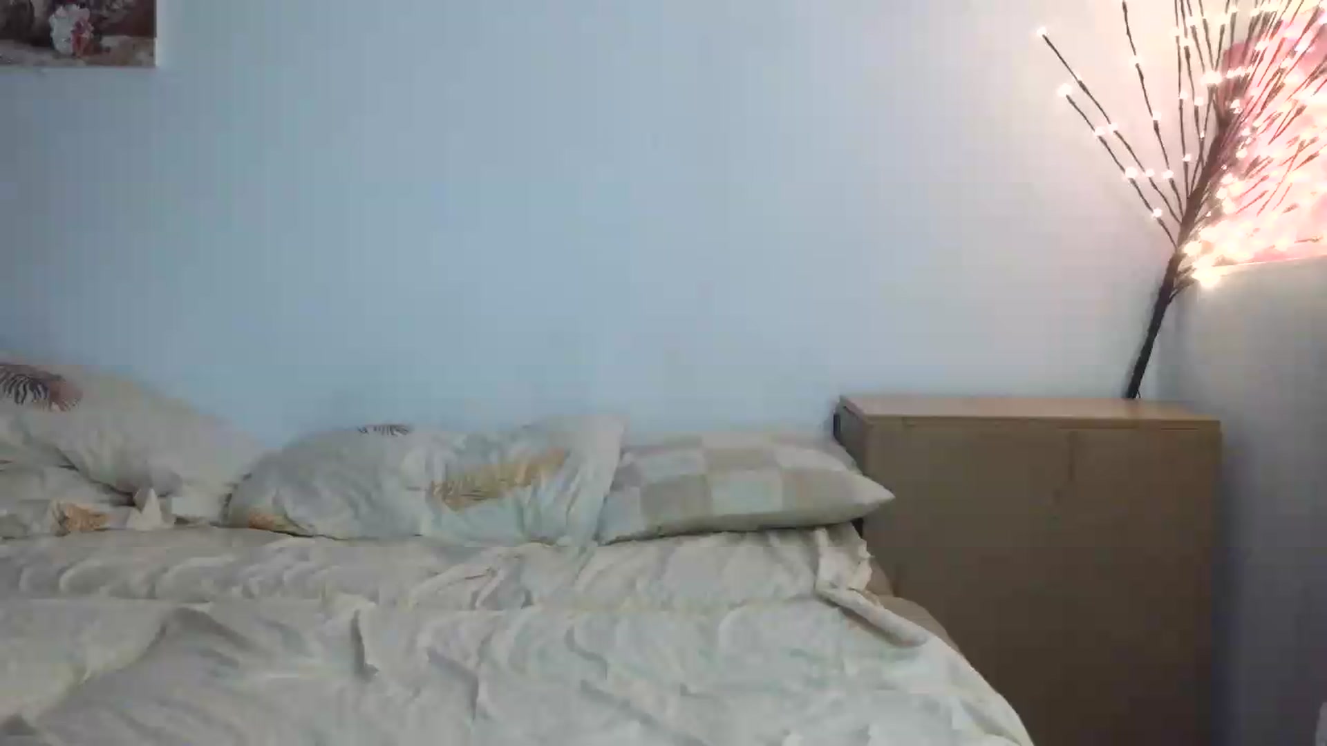 Gallery image thumbnail from HaleyReed's myfreecams stream on, 07/20/2026, 12:15 image 19 of 20