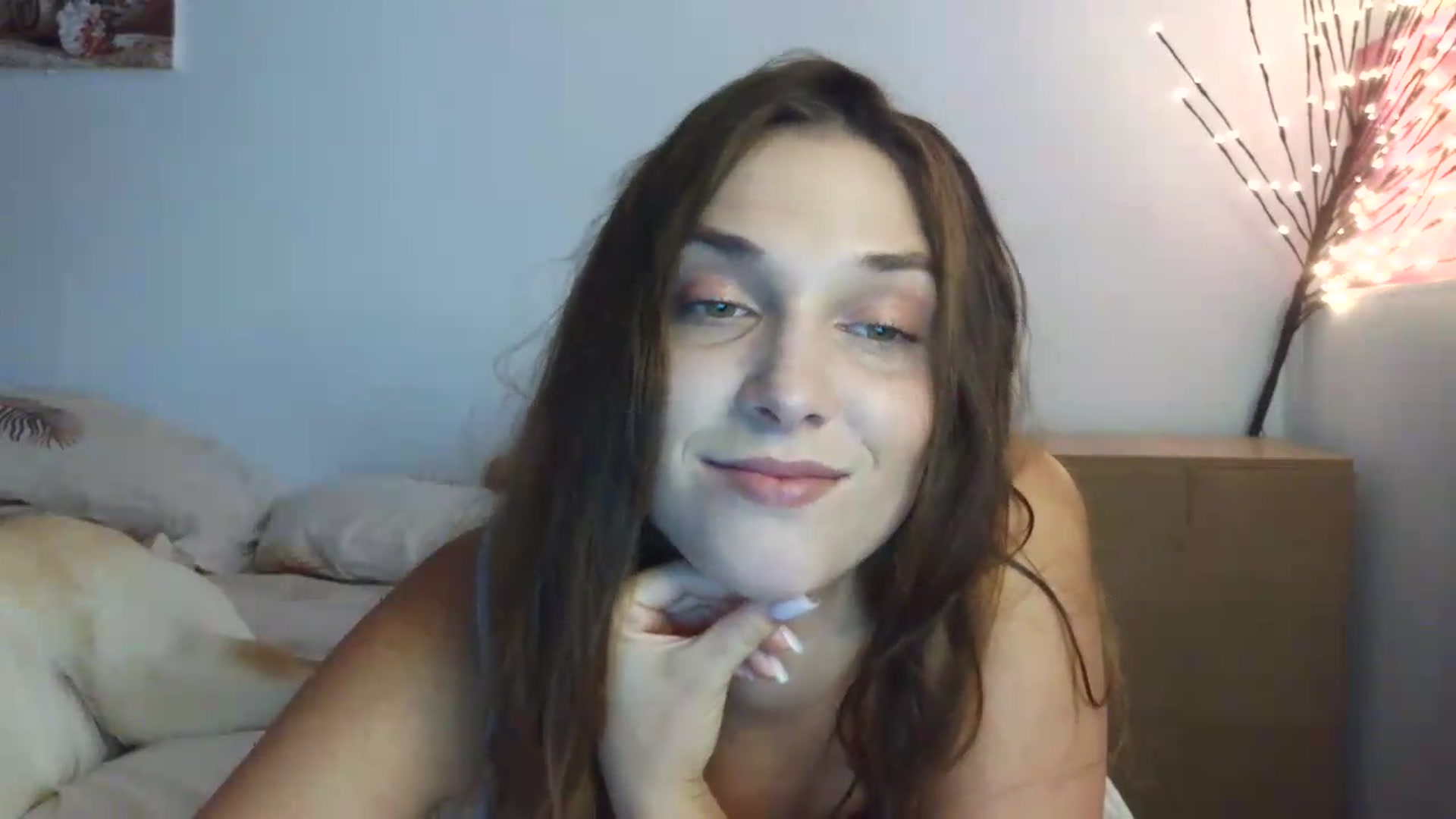 Gallery image thumbnail from HaleyReed's myfreecams stream on, 07/20/2026, 12:15 image 4 of 20