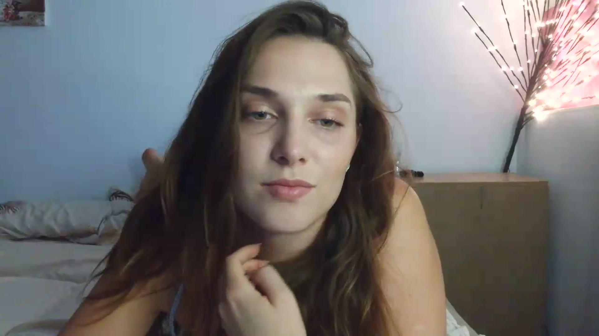 Gallery image thumbnail from HaleyReed's myfreecams stream on, 07/20/2026, 13:26 image 7 of 20
