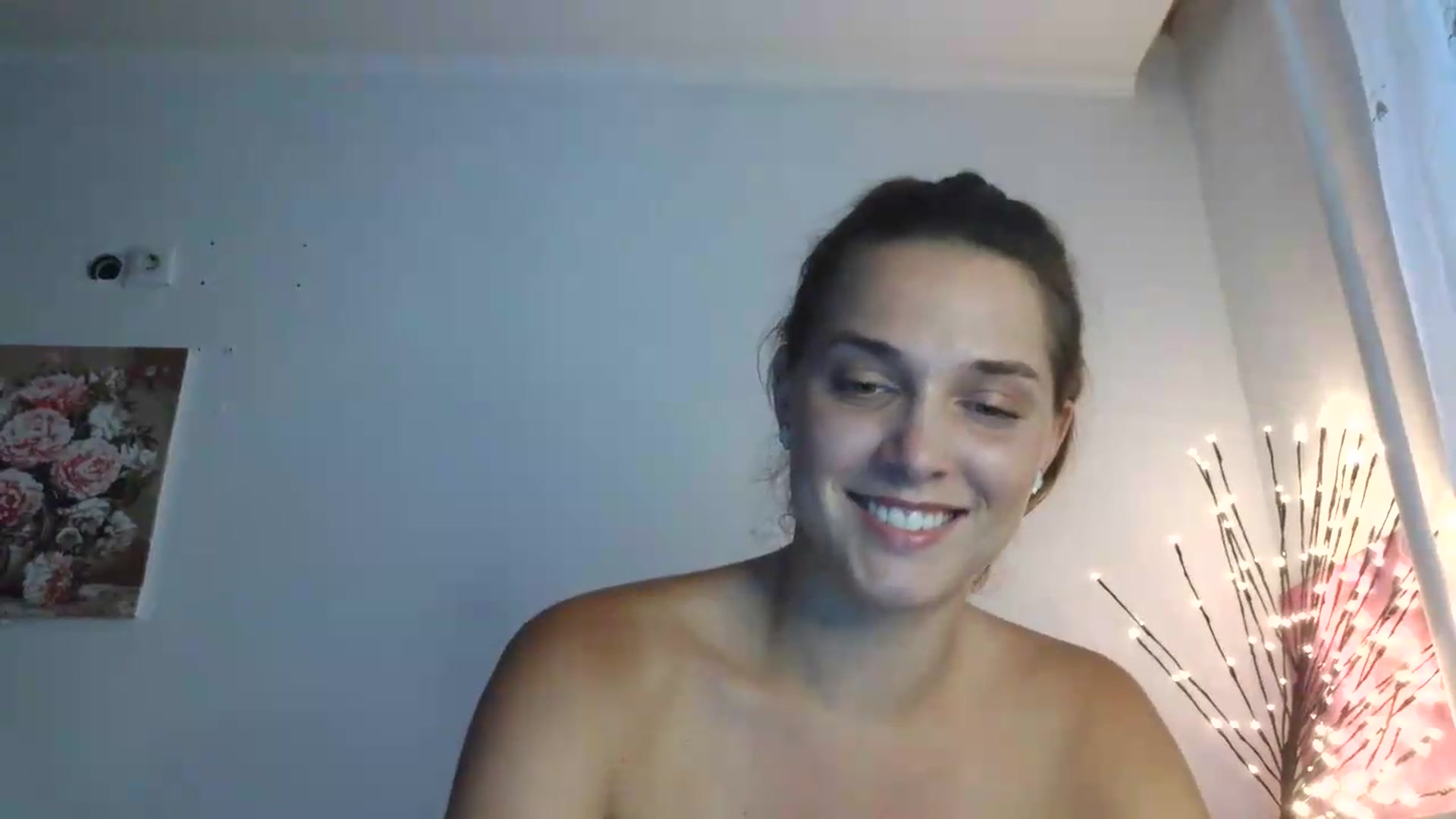 Gallery image thumbnail from HaleyReed's myfreecams stream on, 07/20/2026, 14:54 image 15 of 20