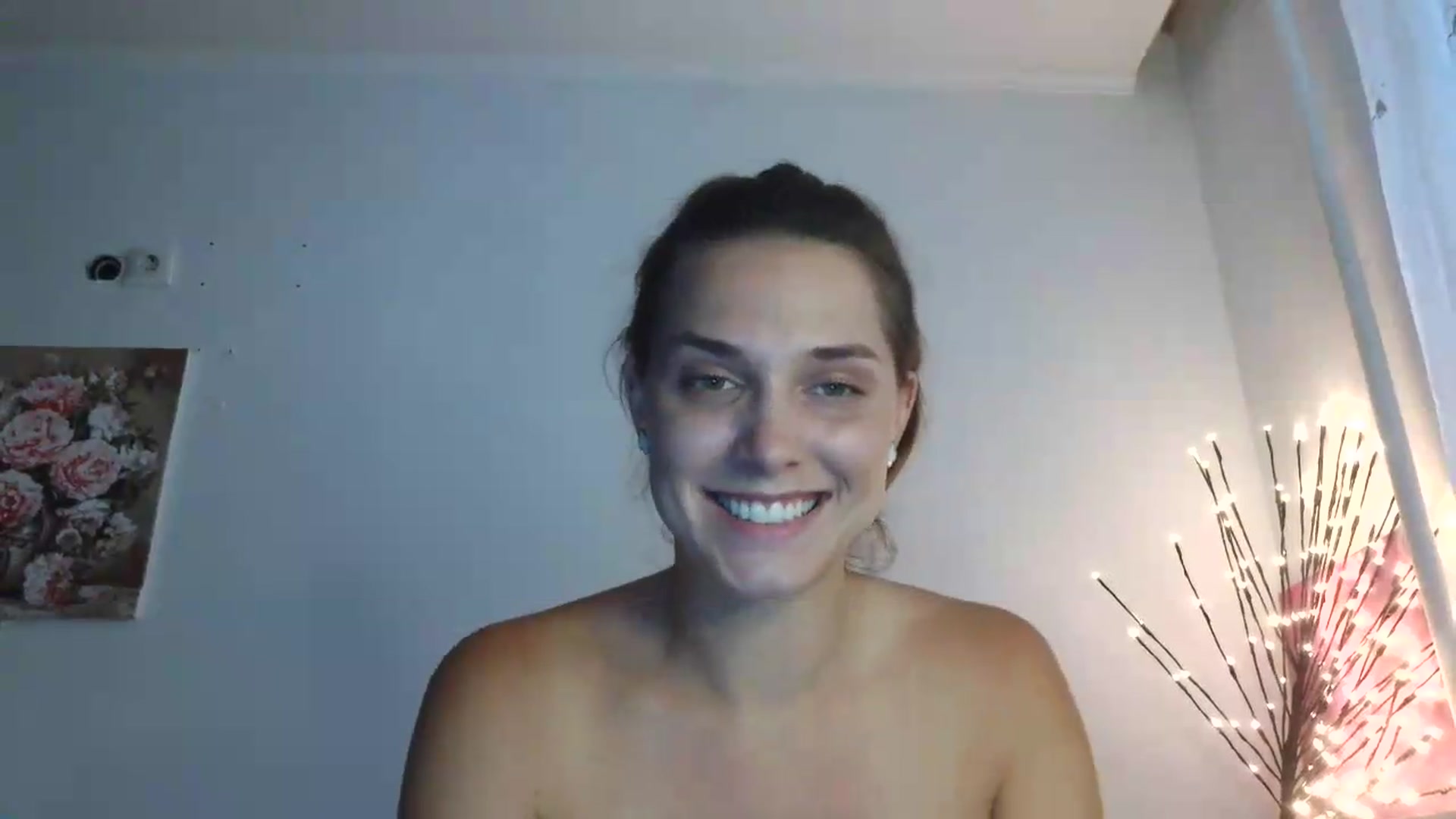 Gallery image thumbnail from HaleyReed's myfreecams stream on, 07/20/2026, 14:54 image 16 of 20