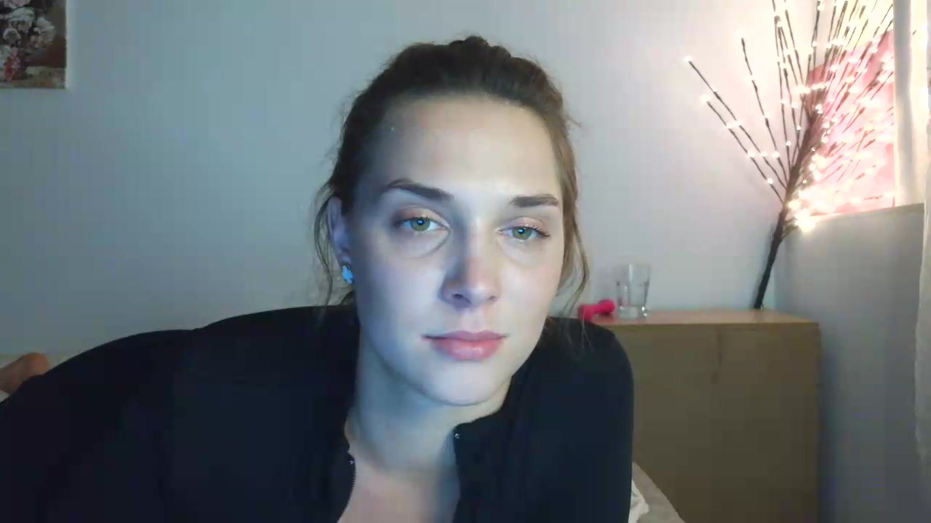 Gallery image thumbnail from HaleyReed's myfreecams stream on, 07/20/2026, 16:14 image 7 of 20