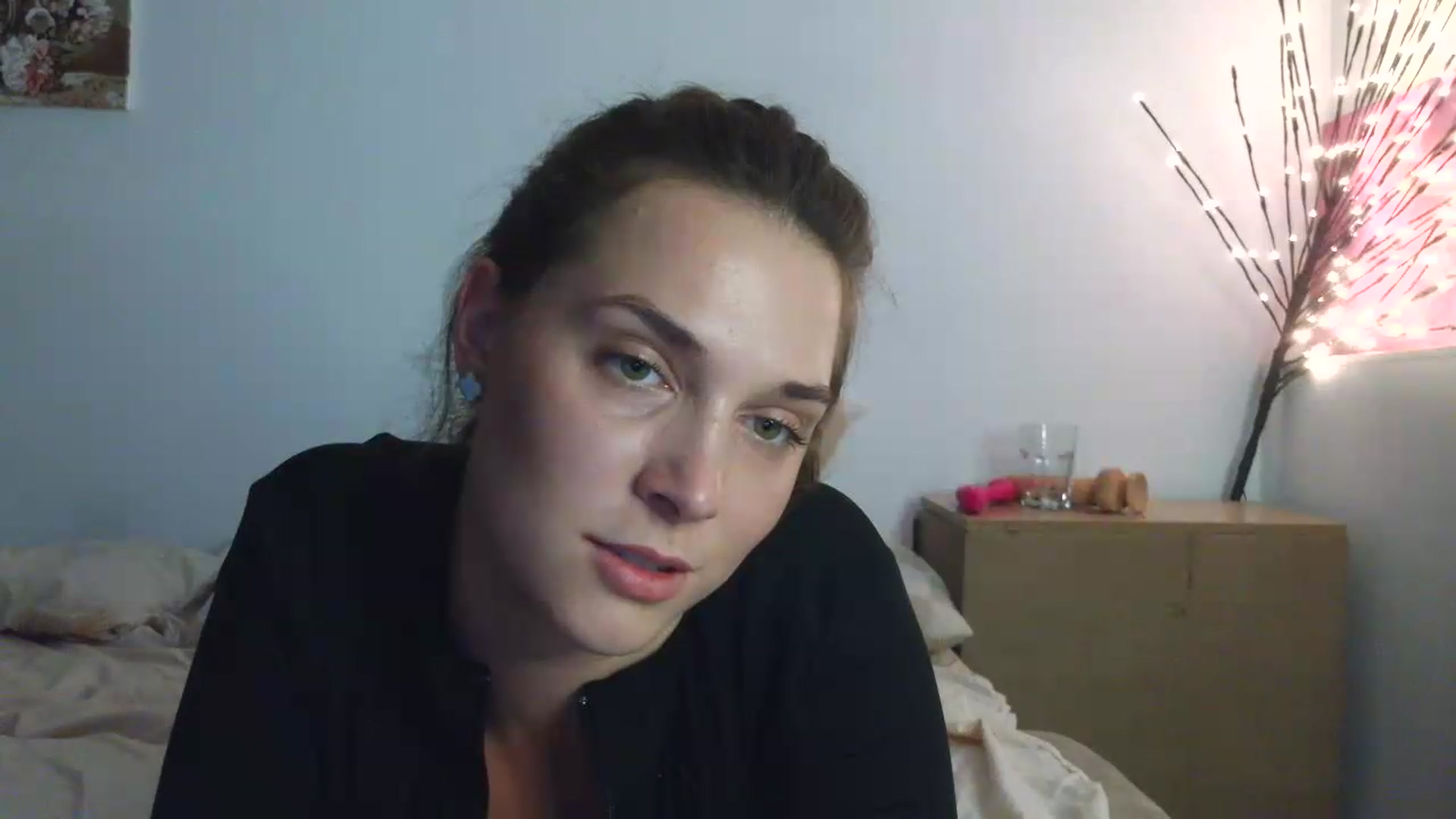 Gallery image thumbnail from HaleyReed's myfreecams stream on, 07/20/2026, 16:14 image 2 of 20