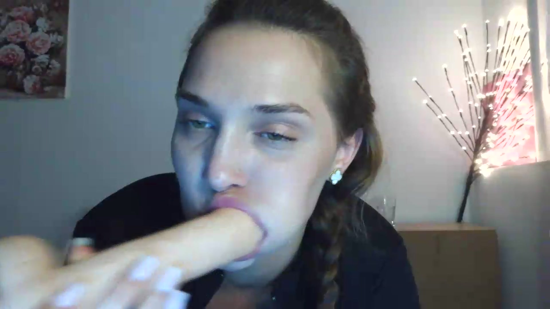 Gallery image thumbnail from HaleyReed's myfreecams stream on, 07/20/2026, 16:14 image 16 of 20