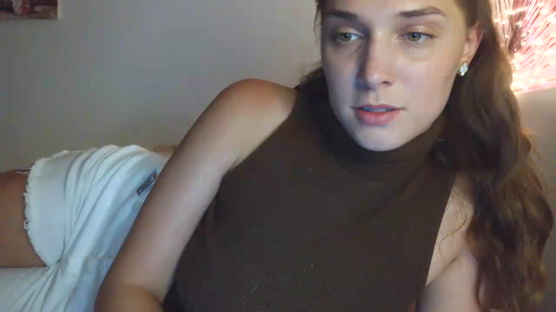 Gallery image thumbnail from HaleyReed's myfreecams stream on, 07/20/2026, 16:53 image 15 of 20