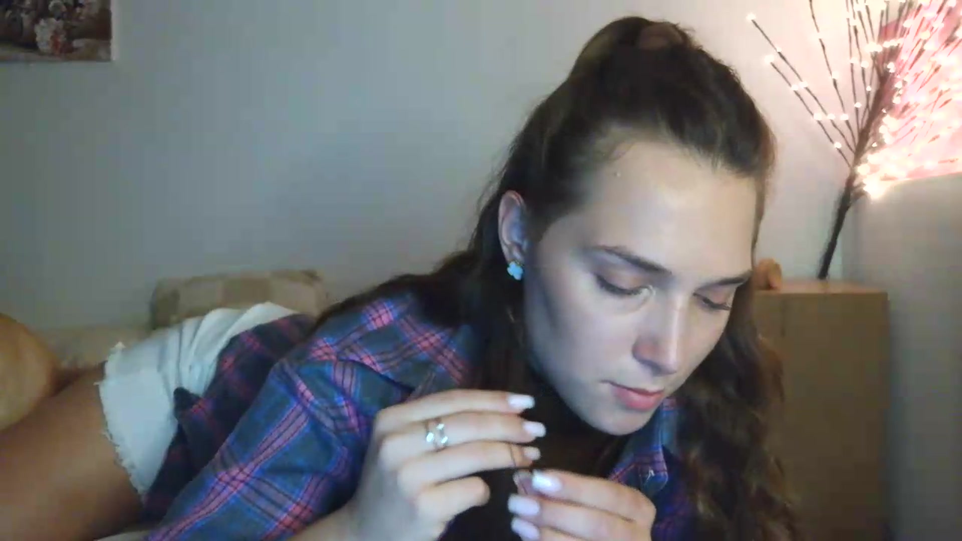 Gallery image thumbnail from HaleyReed's myfreecams stream on, 07/20/2026, 16:53 image 4 of 20