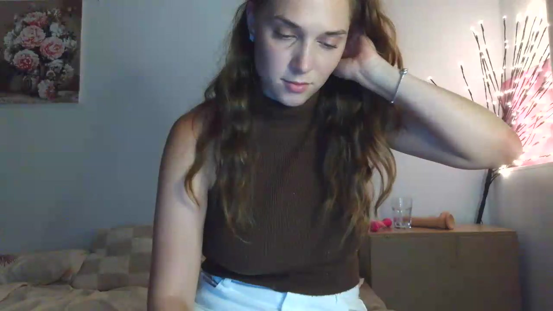 Gallery image thumbnail from HaleyReed's myfreecams stream on, 07/20/2026, 17:31 image 5 of 20