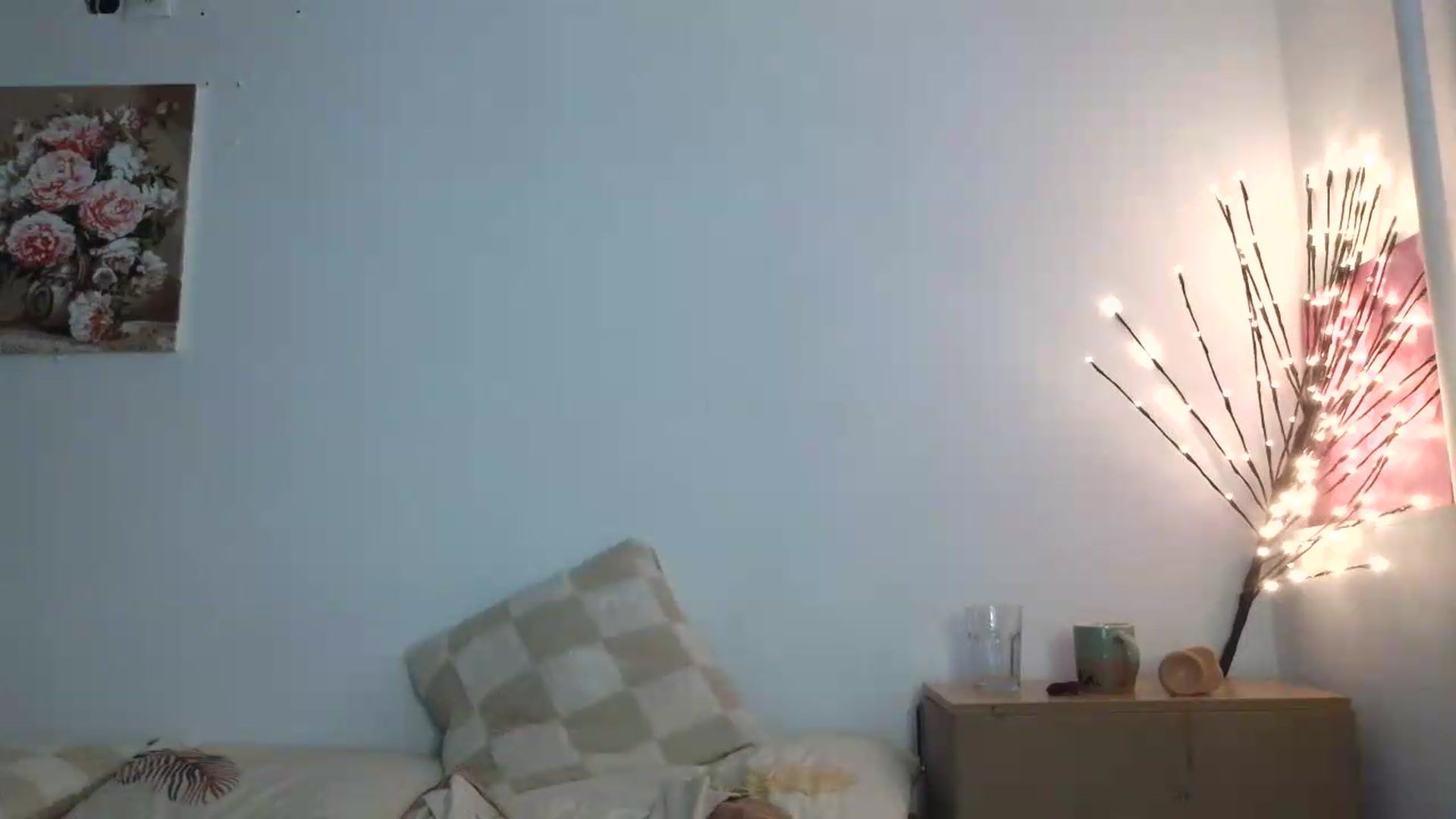 Gallery image thumbnail from HaleyReed's myfreecams stream on, 07/21/2026, 13:31 image 12 of 20