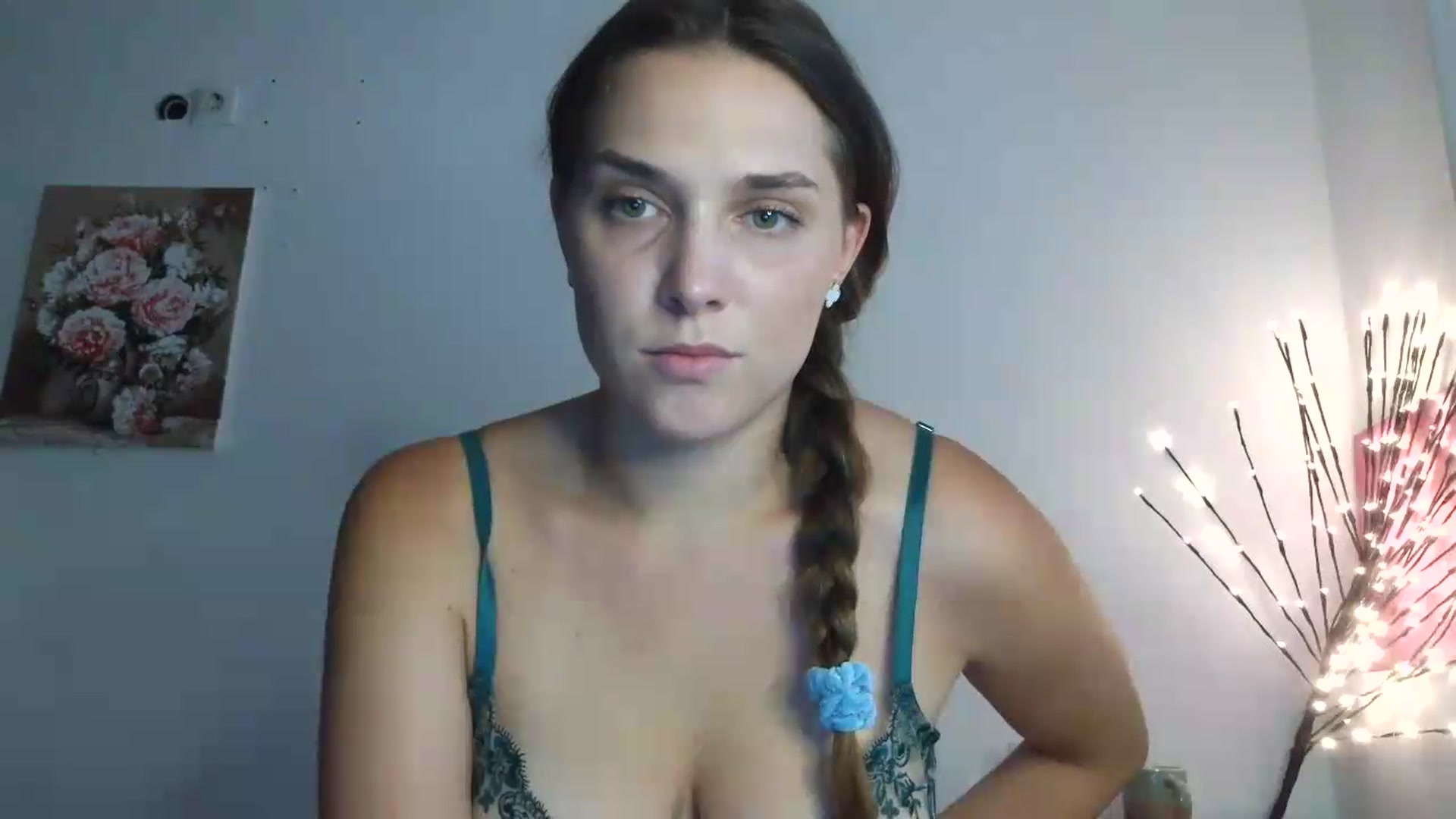 Gallery image thumbnail from HaleyReed's myfreecams stream on, 07/21/2026, 15:26 image 9 of 20