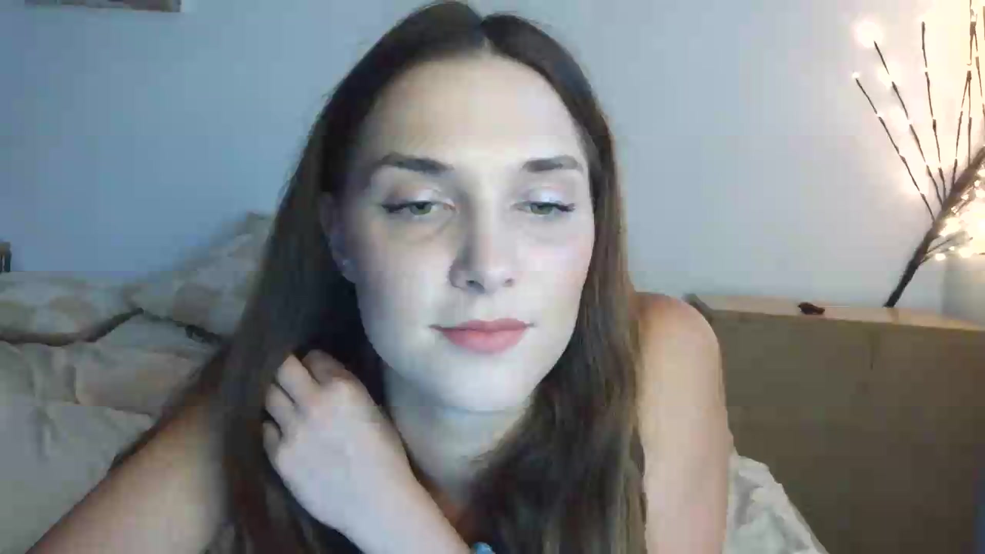 Gallery image thumbnail from HaleyReed's myfreecams stream on, 07/22/2026, 13:15 image 14 of 20