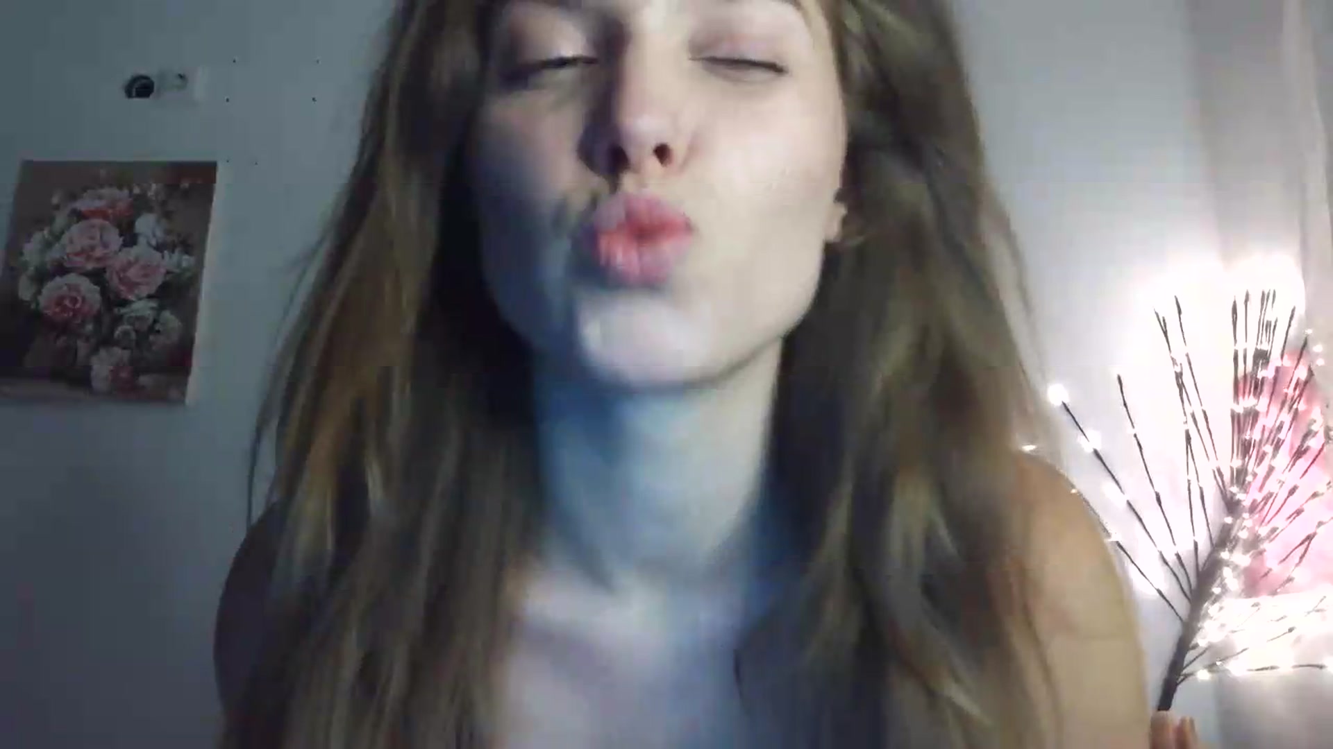 Gallery image thumbnail from HaleyReed's myfreecams stream on, 07/26/2026, 17:45 image 16 of 20