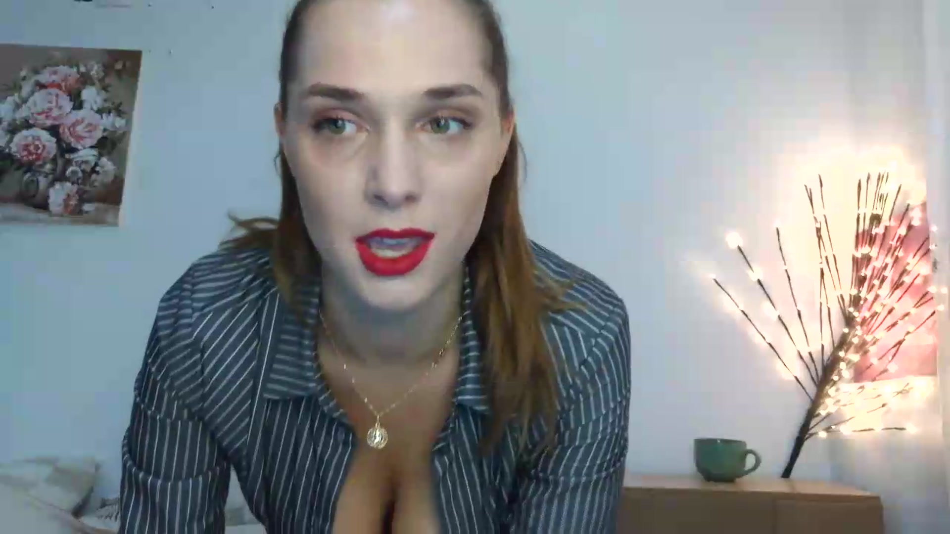 Gallery image thumbnail from HaleyReed's myfreecams stream on, 07/30/2026, 12:08 image 20 of 20
