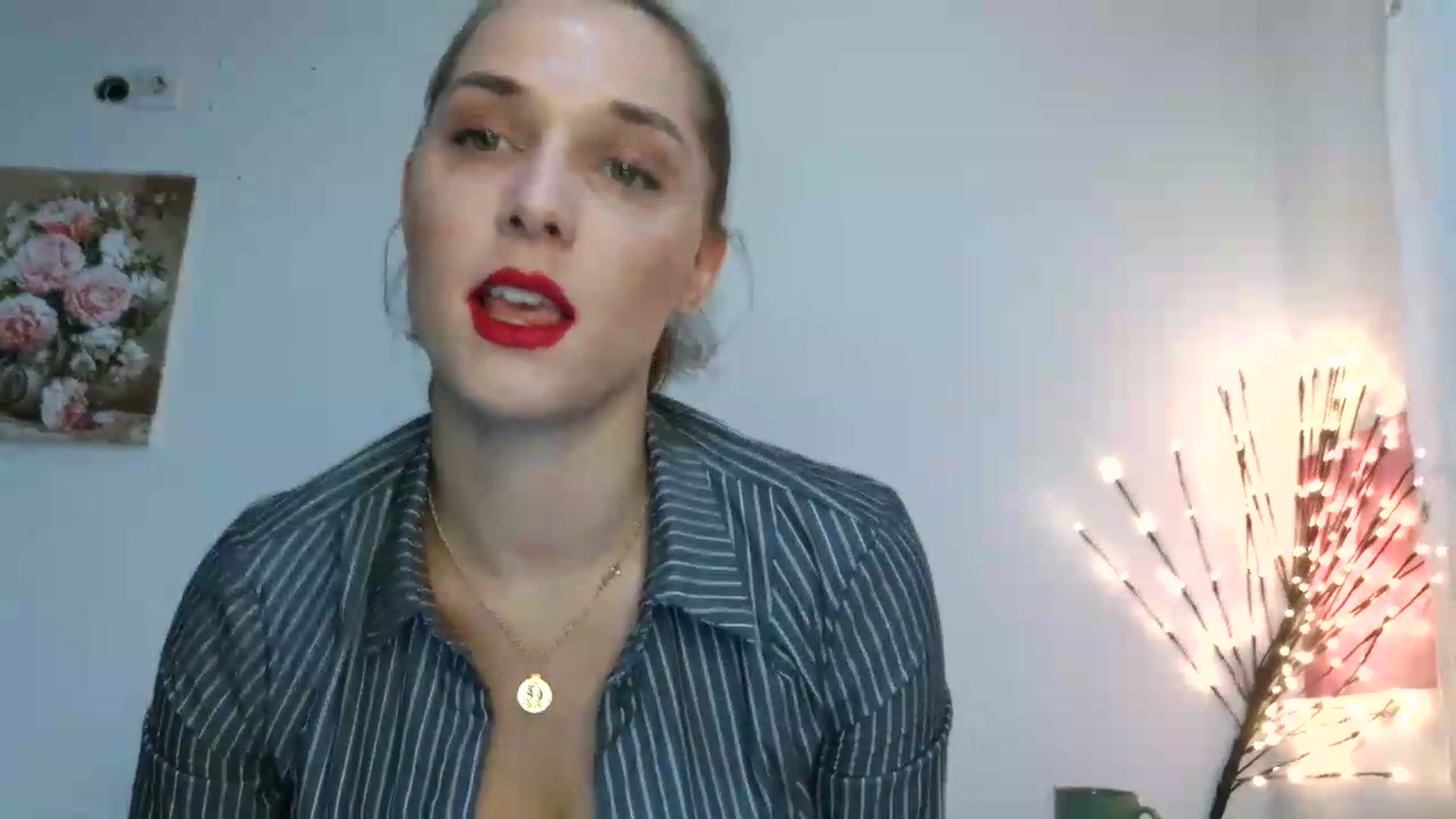 Gallery image thumbnail from HaleyReed's myfreecams stream on, 07/30/2026, 12:08 image 14 of 20