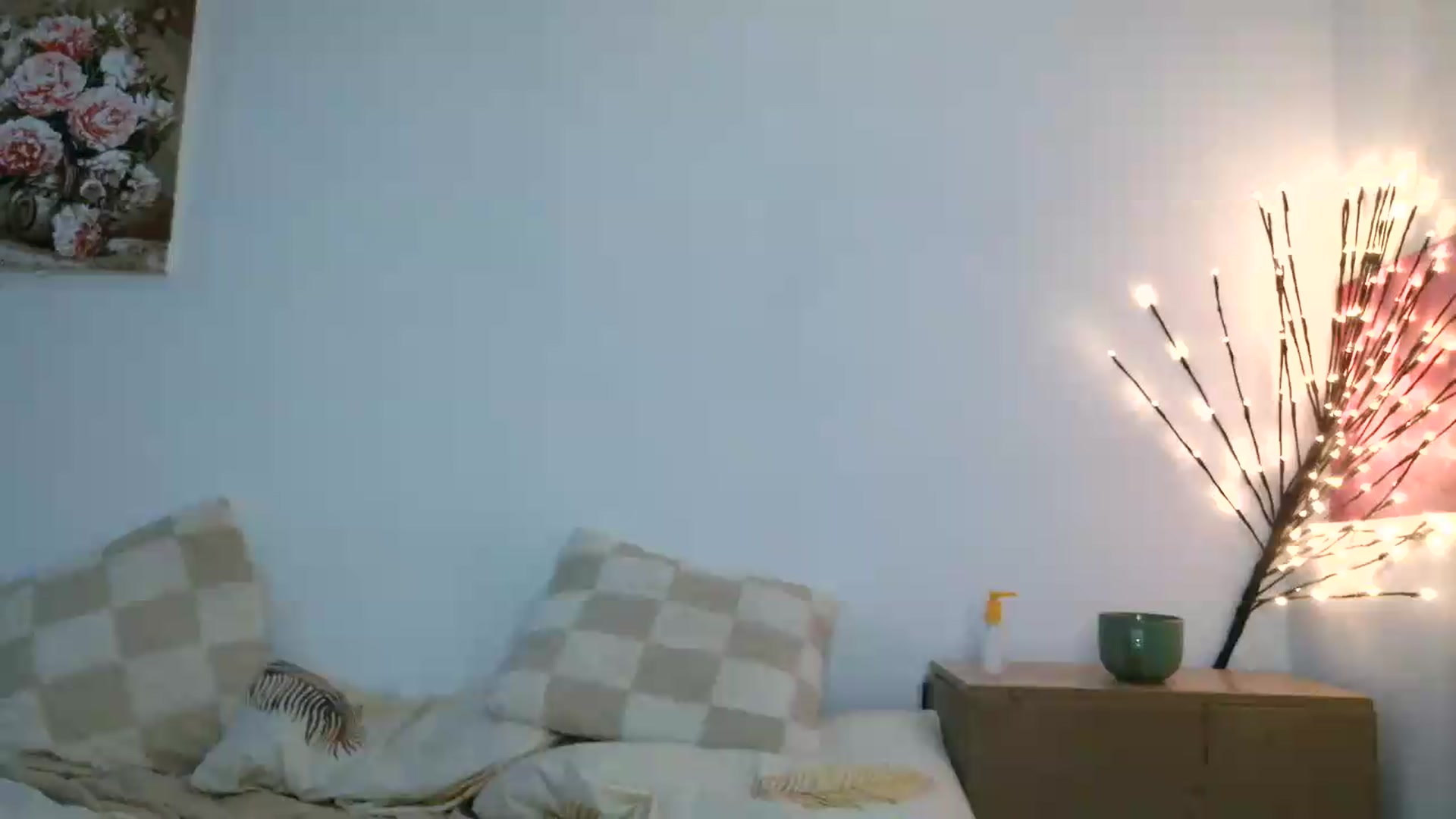 Gallery image thumbnail from HaleyReed's myfreecams stream on, 07/30/2026, 17:32 image 6 of 20