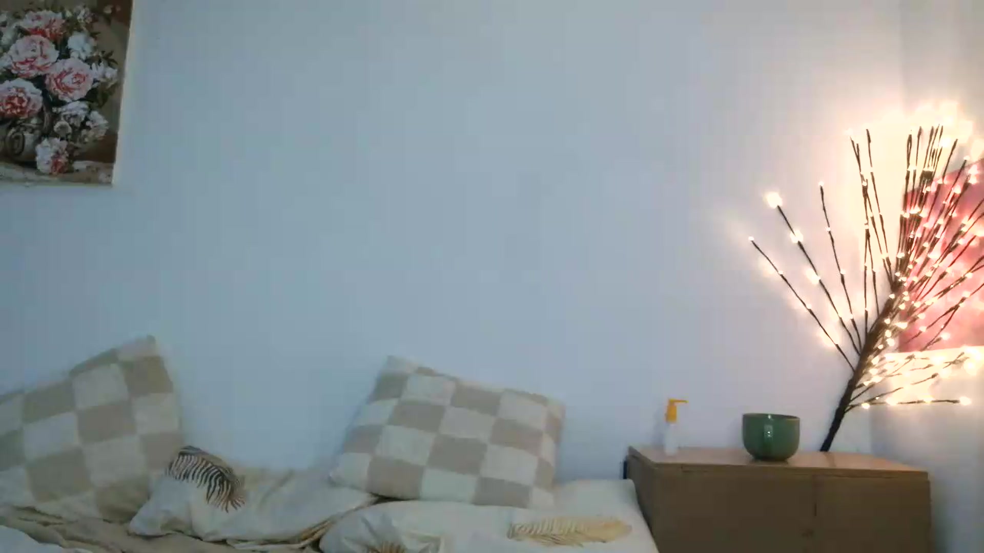 Gallery image thumbnail from HaleyReed's myfreecams stream on, 07/30/2026, 17:32 image 12 of 20