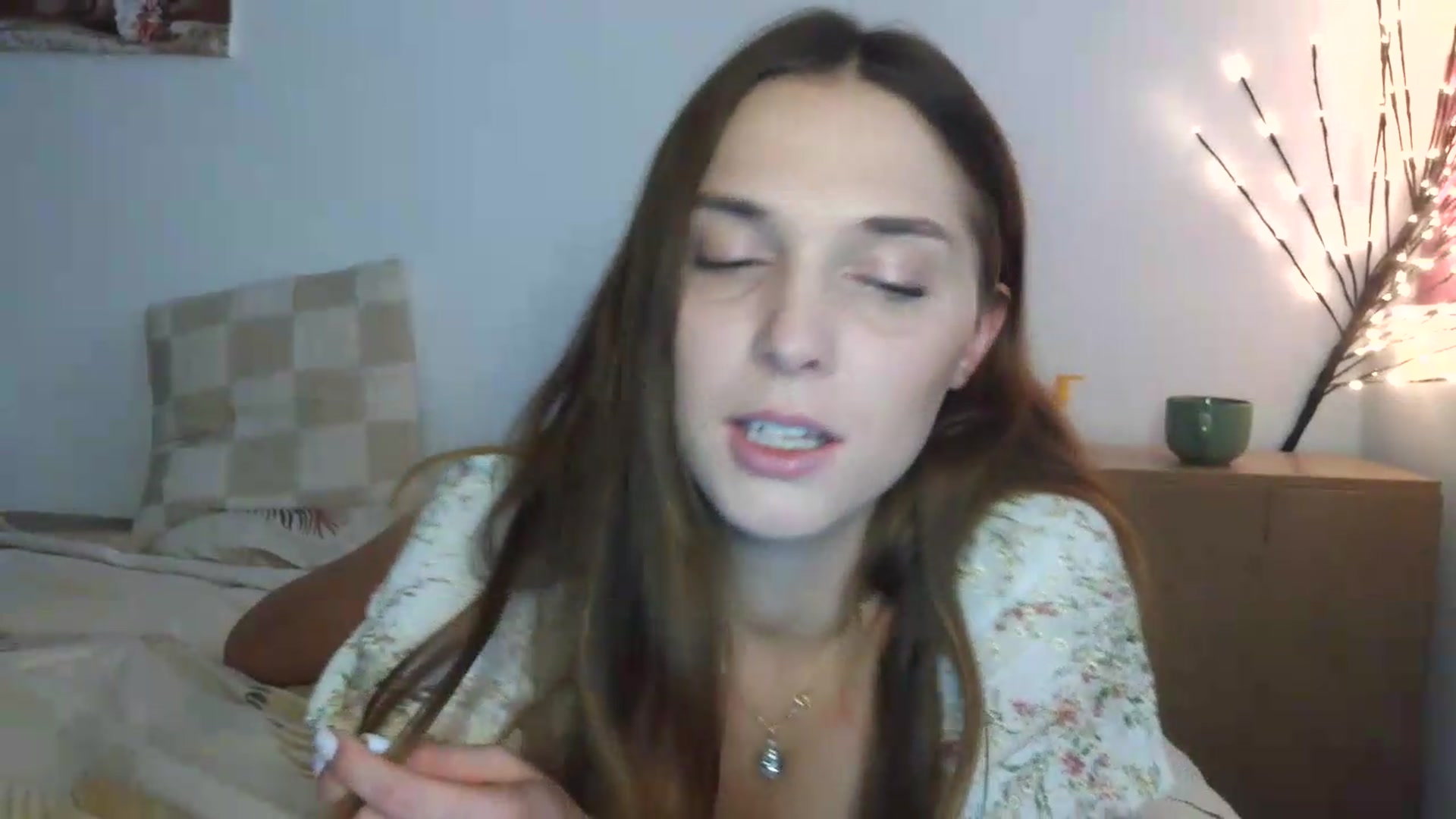Gallery image thumbnail from HaleyReed's myfreecams stream on, 07/31/2026, 12:30 image 19 of 20