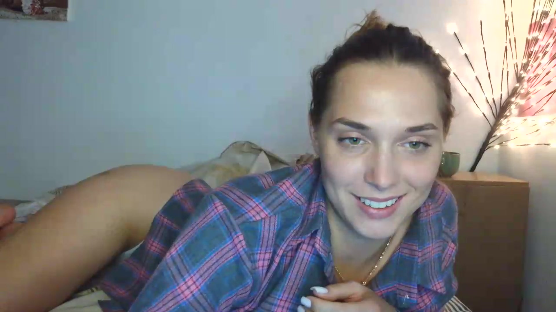 Gallery image thumbnail from HaleyReed's myfreecams stream on, 07/31/2026, 15:48 image 3 of 20