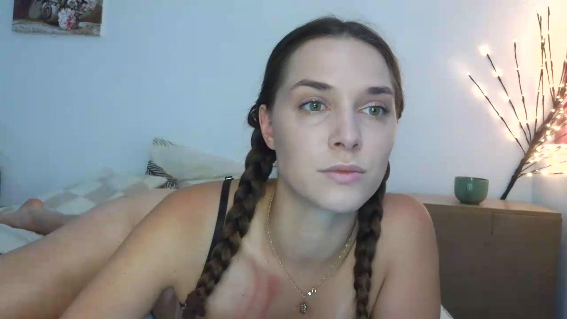 Gallery image thumbnail from HaleyReed's myfreecams stream on, 08/03/2026, 12:32 image 2 of 20
