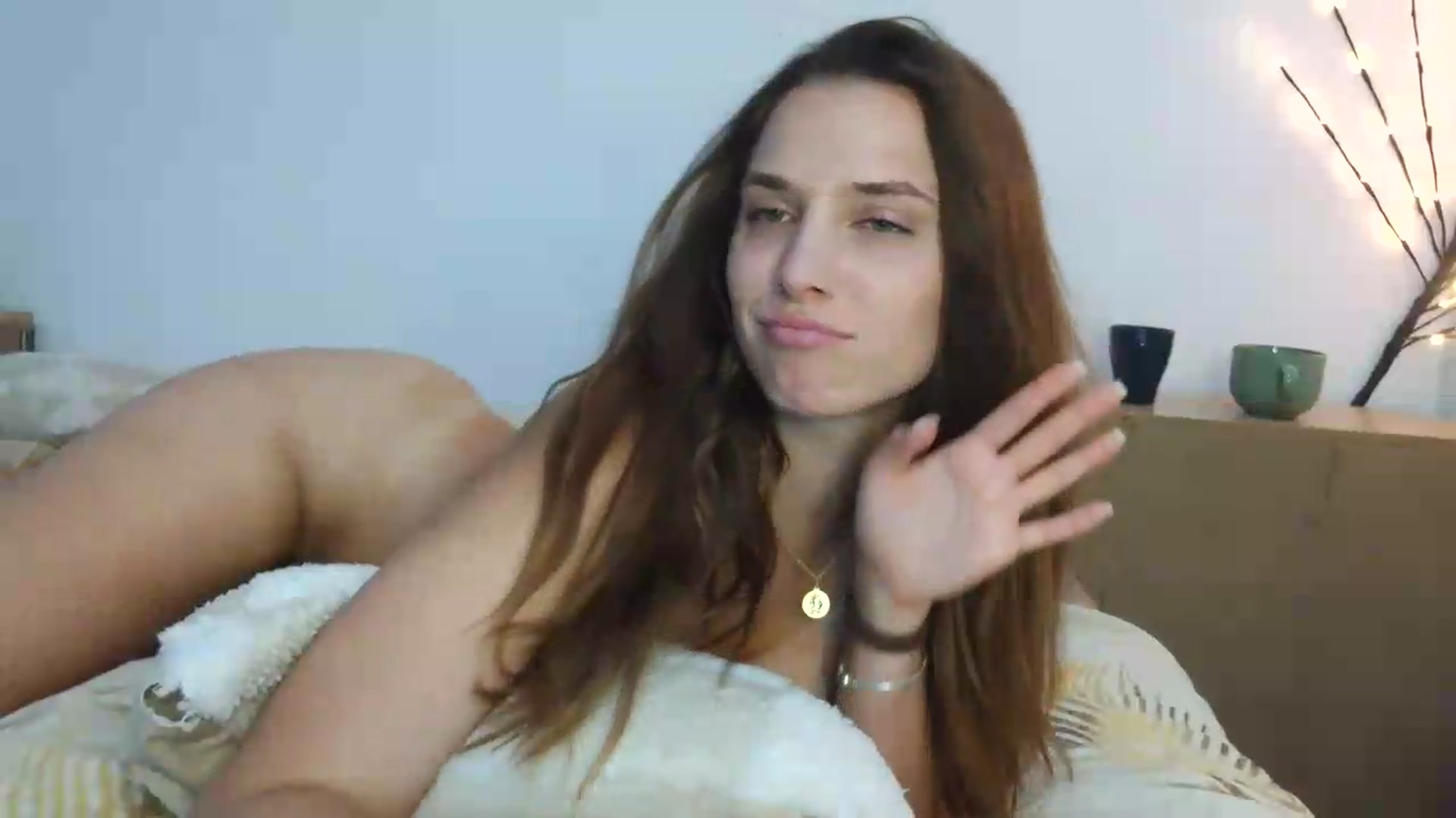 Gallery image thumbnail from HaleyReed's myfreecams stream on, 08/05/2026, 12:31 image 13 of 20