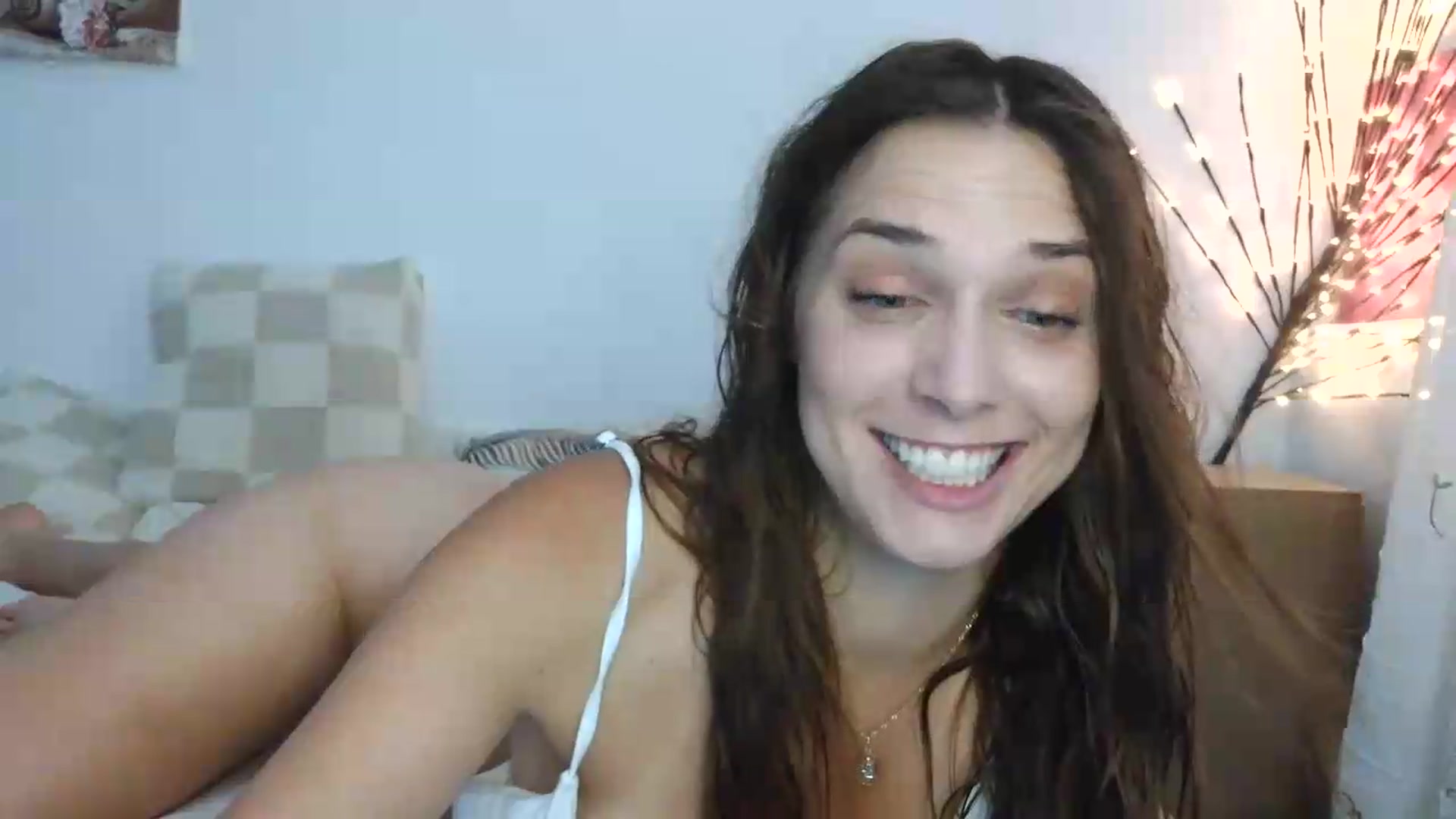 Gallery image thumbnail from HaleyReed's myfreecams stream on, 08/06/2026, 10:50 image 3 of 20