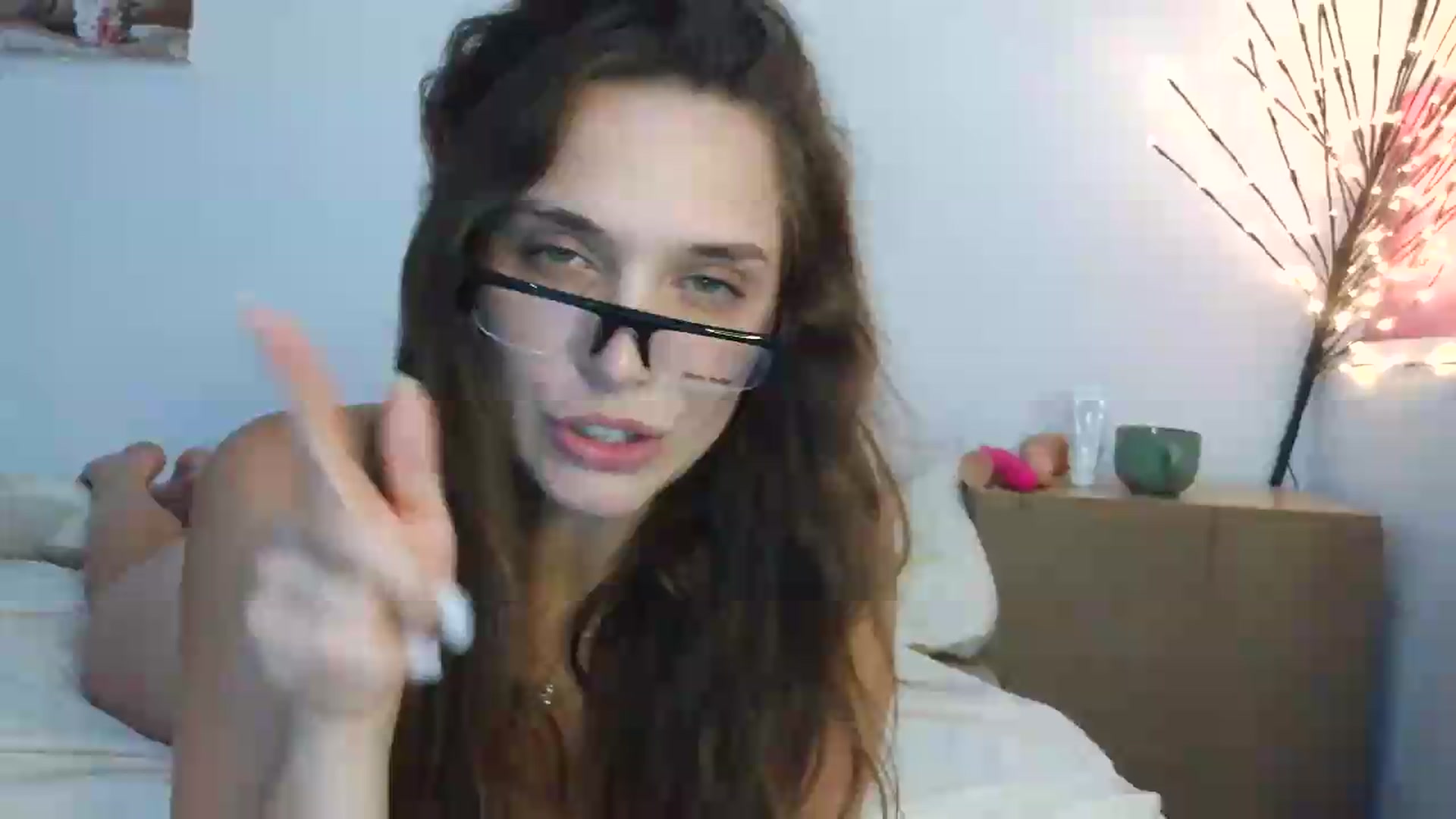 Gallery image thumbnail from HaleyReed's myfreecams stream on, 08/06/2026, 13:01 image 17 of 20