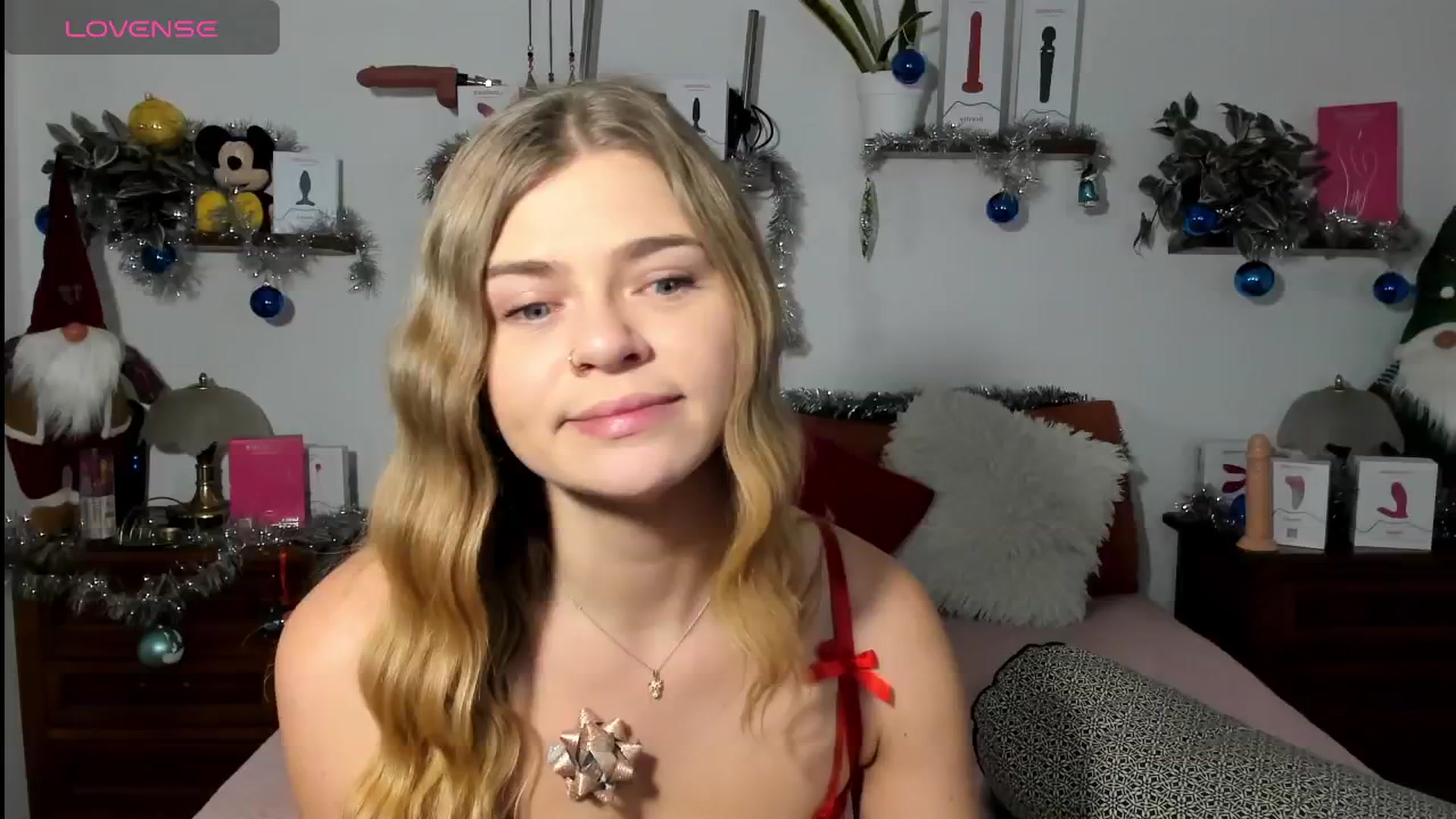 Gallery image thumbnail from HaleyReedme's myfreecams stream on, 12/25/2025, 09:58 image 16 of 20