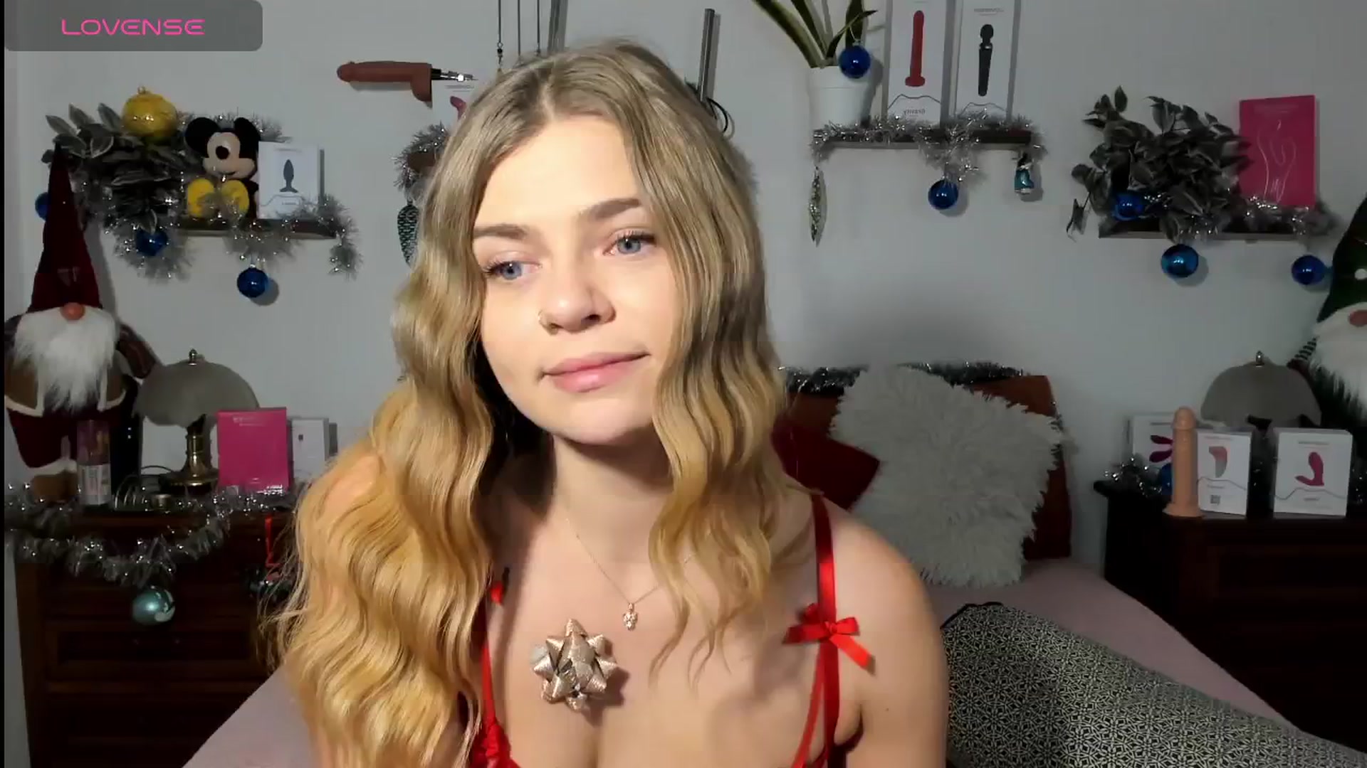 Gallery image thumbnail from HaleyReedme's myfreecams stream on, 12/25/2025, 09:58 image 14 of 20