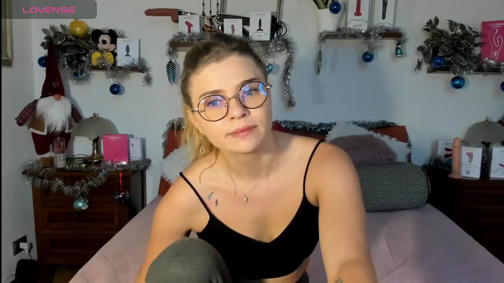 Gallery image thumbnail from HaleyReedme's myfreecams stream on, 12/30/2025, 09:12 image 19 of 20