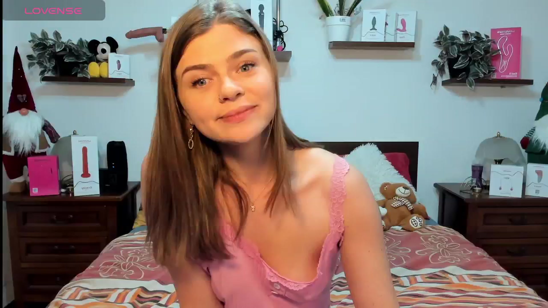 Gallery image thumbnail from HaleyReedme's myfreecams stream on, 01/13/2026, 14:34 image 9 of 20