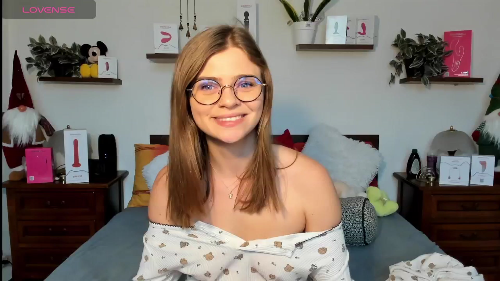 Gallery image thumbnail from HaleyReedme's myfreecams stream on, 01/20/2026, 12:13 image 8 of 20
