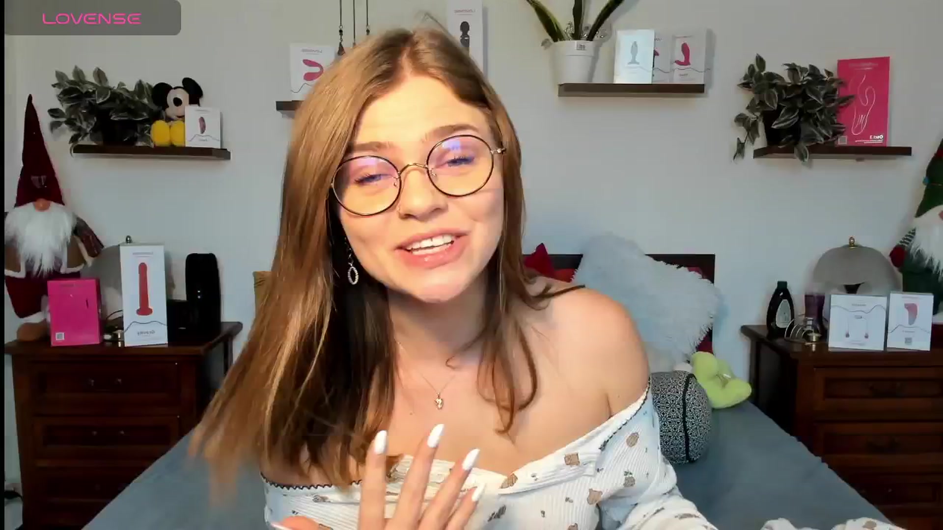 Gallery image thumbnail from HaleyReedme's myfreecams stream on, 01/20/2026, 12:13 image 10 of 20