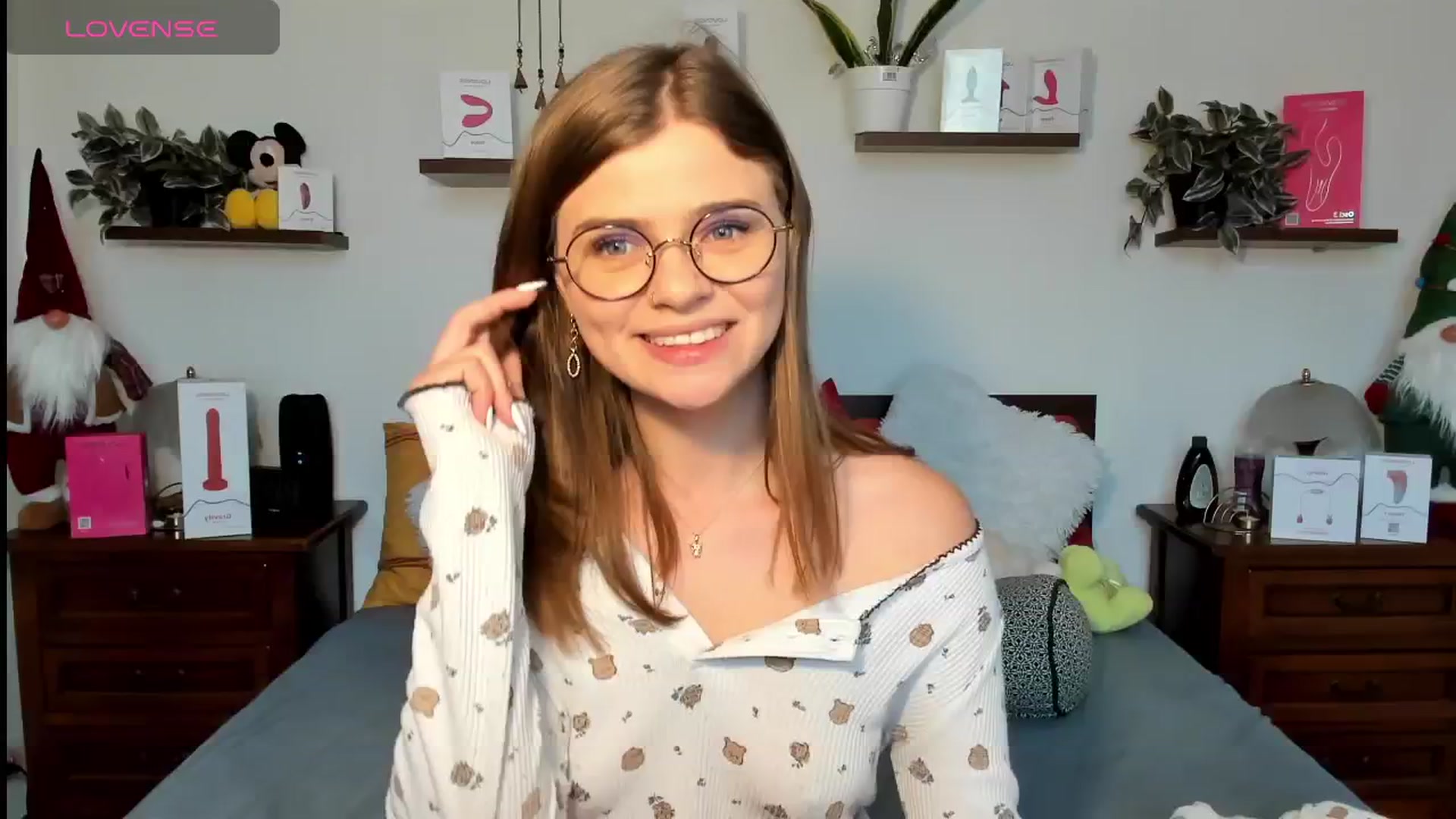 Gallery image thumbnail from HaleyReedme's myfreecams stream on, 01/20/2026, 12:13 image 19 of 20