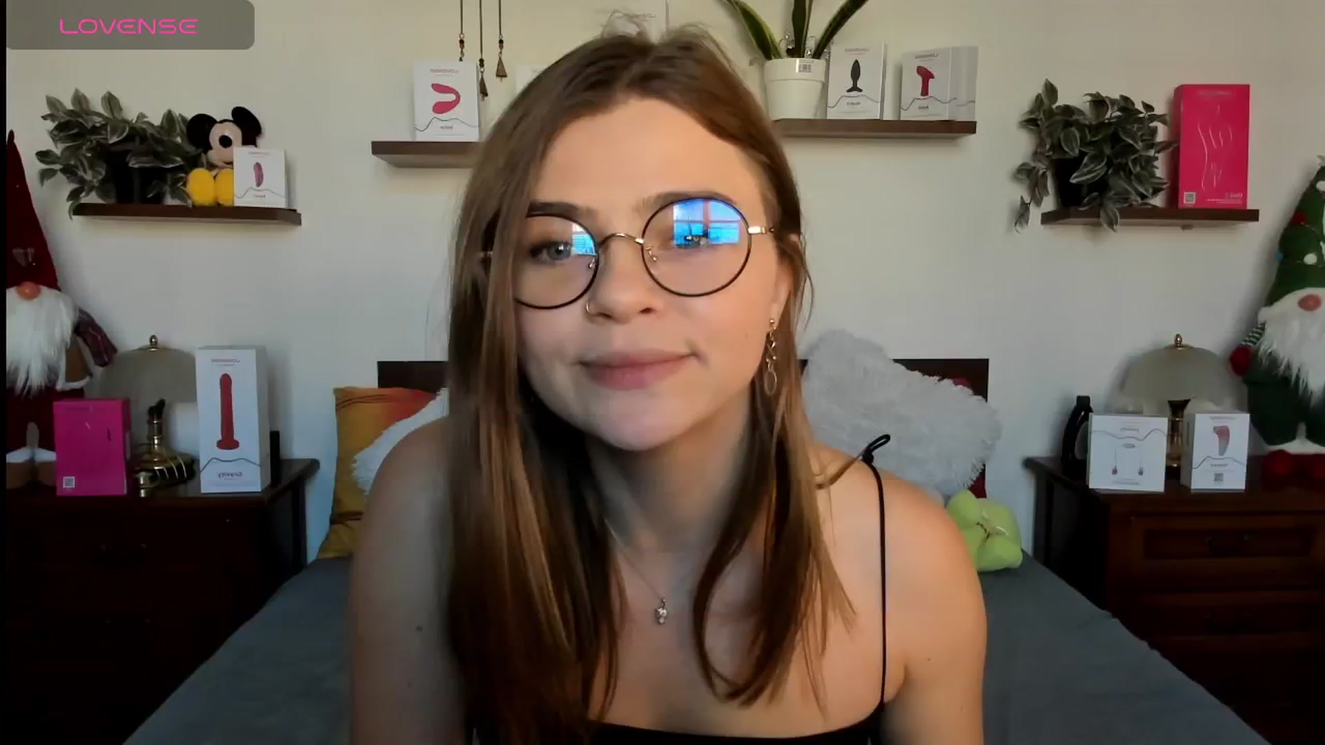 Gallery image thumbnail from HaleyReedme's myfreecams stream on, 01/21/2026, 10:15 image 18 of 20