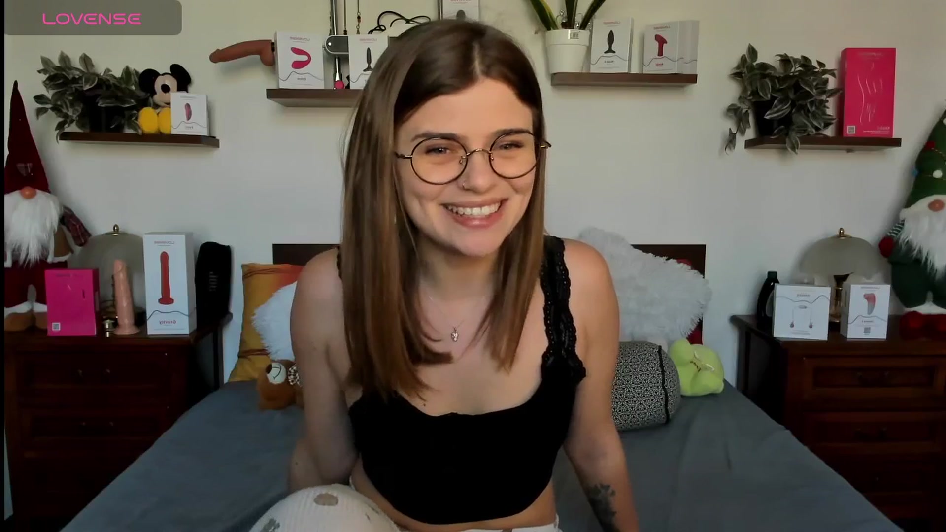 Gallery image thumbnail from HaleyReedme's myfreecams stream on, 01/22/2026, 10:13 image 9 of 20