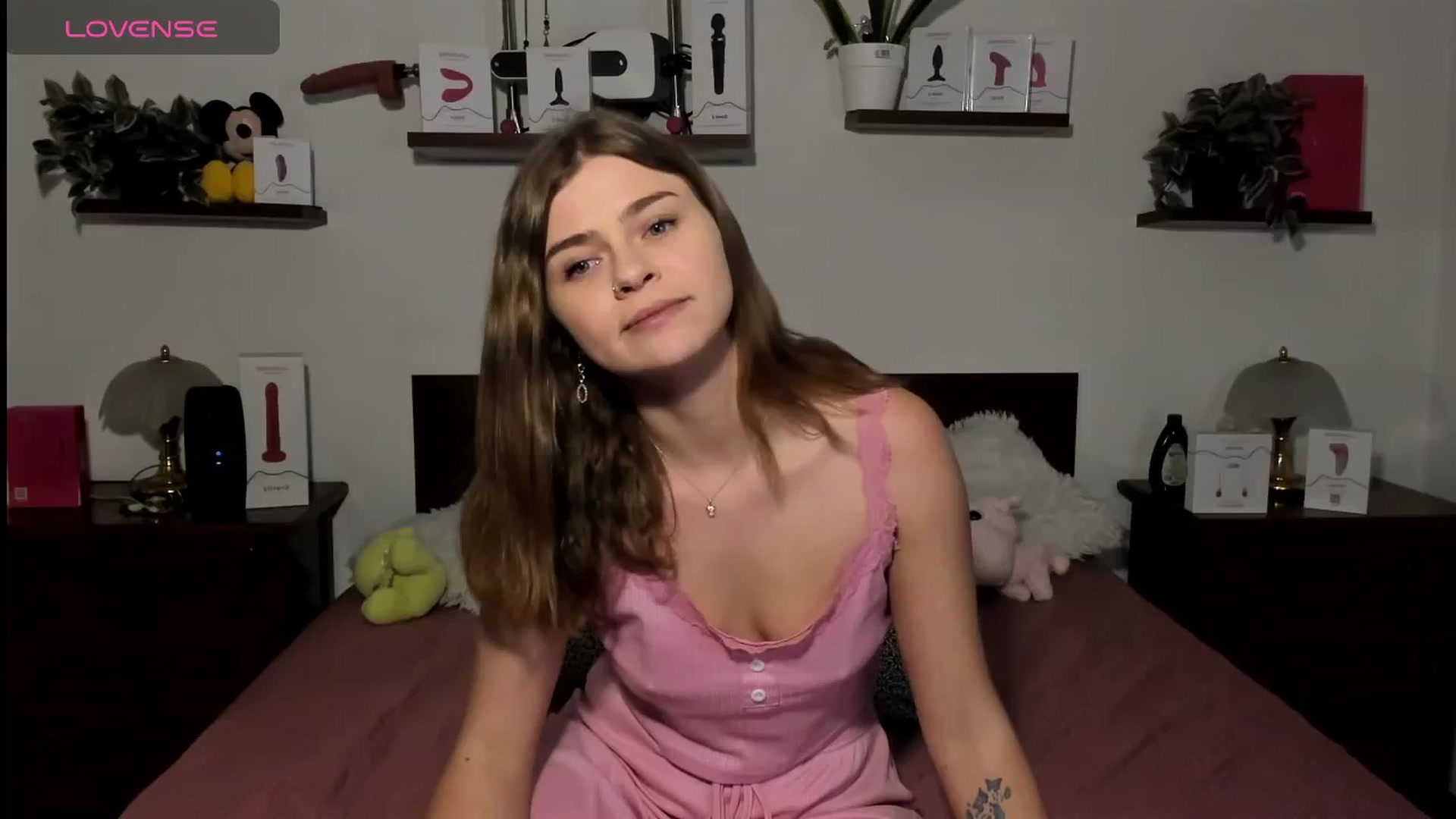 Gallery image thumbnail from HaleyReedme's myfreecams stream on, 01/29/2026, 10:05 image 10 of 20
