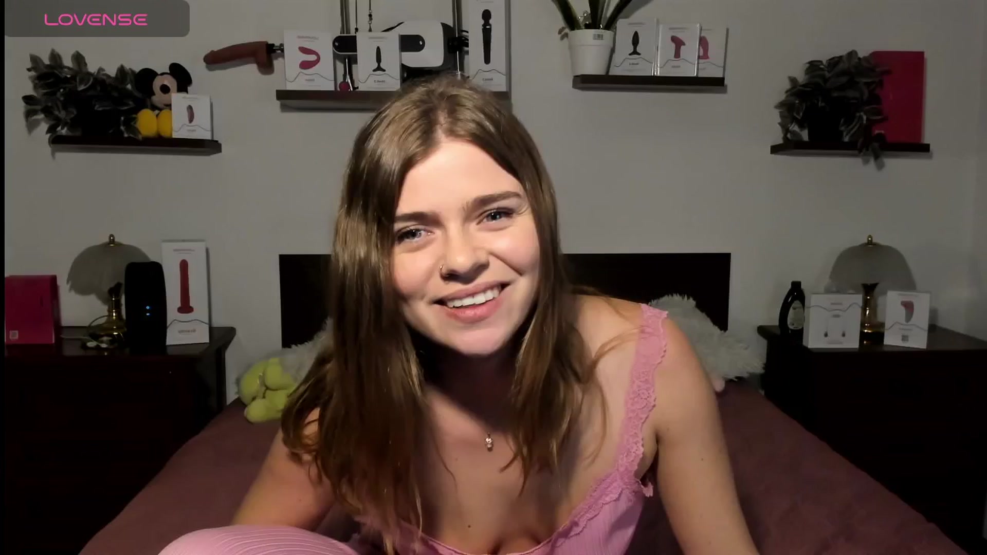 Gallery image thumbnail from HaleyReedme's myfreecams stream on, 01/29/2026, 11:58 image 15 of 20