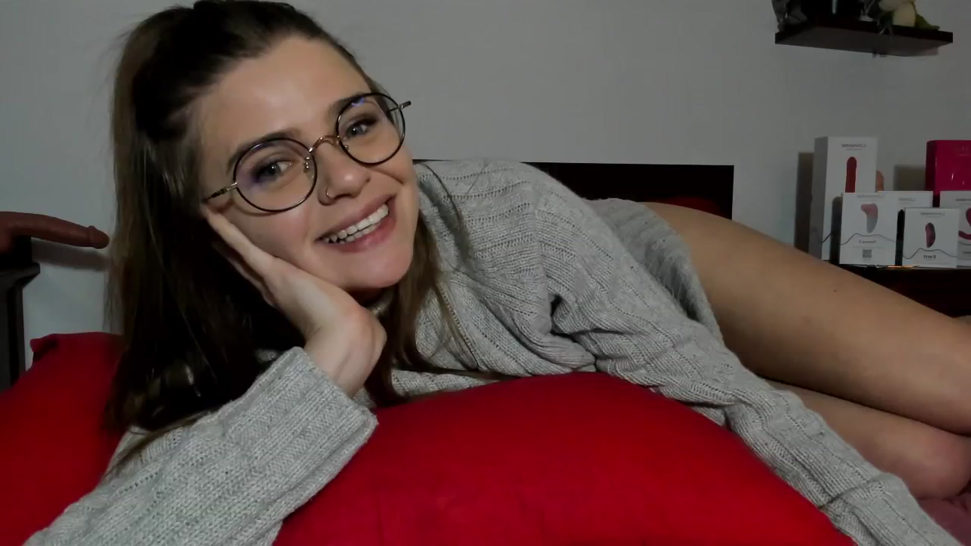 Gallery image thumbnail from HaleyReedme's myfreecams stream on, 03/19/2026, 10:47 image 3 of 20