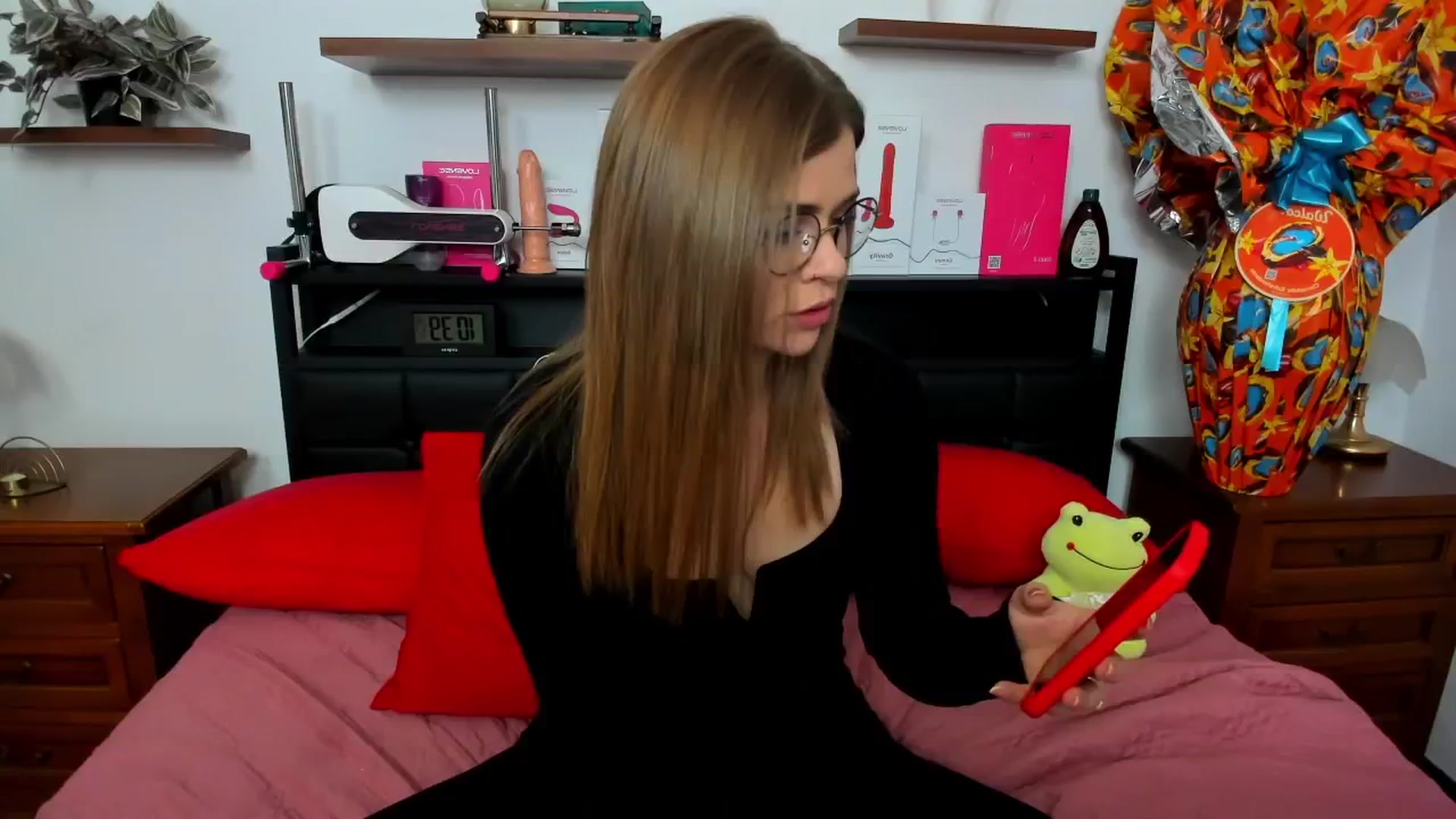 Gallery image thumbnail from HaleyReedme's myfreecams stream on, 04/02/2026, 09:01 image 11 of 20