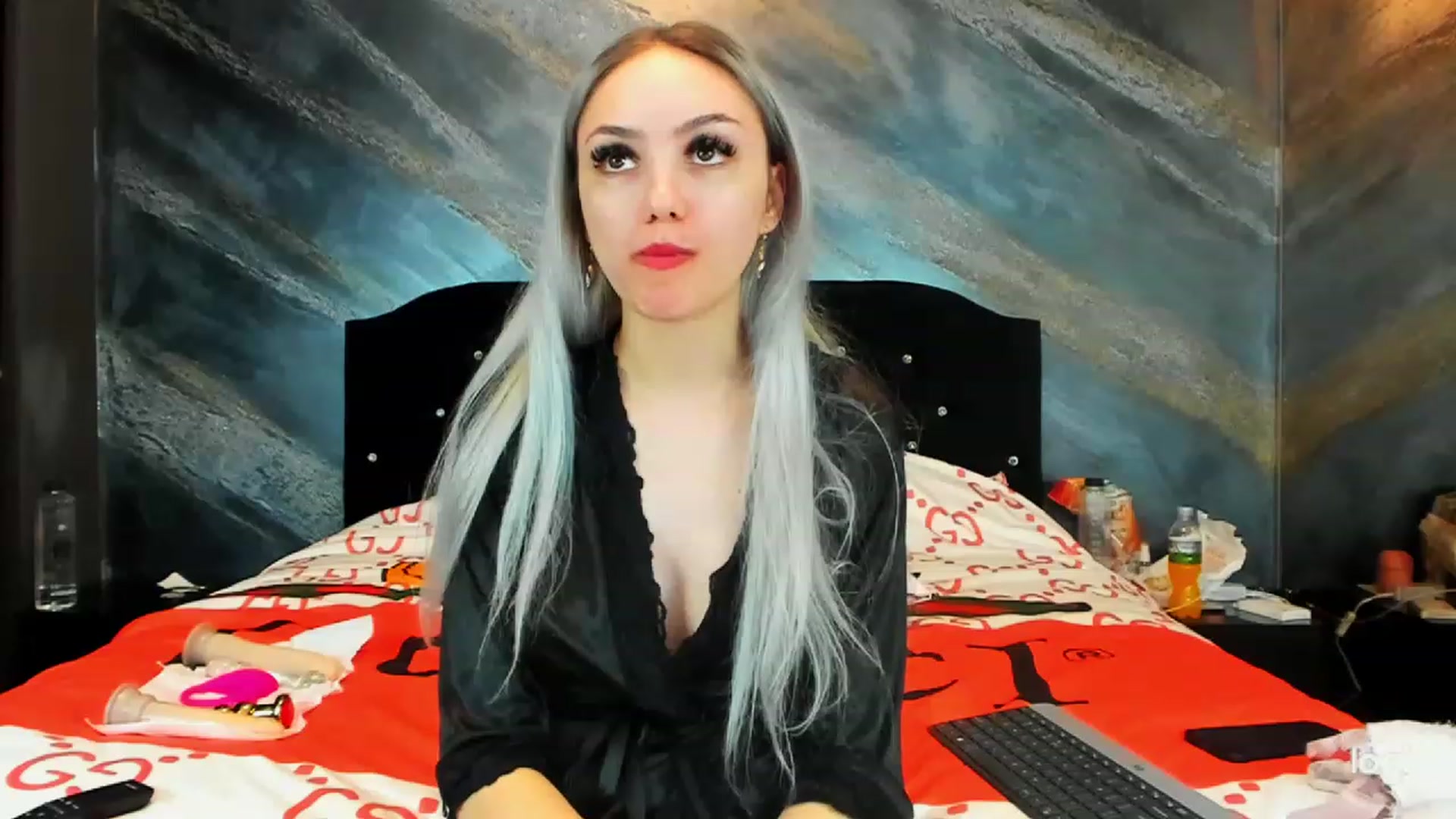 Gallery image thumbnail from HaleySweet18's myfreecams stream on, 11/26/2022, 05:56 image 18 of 20