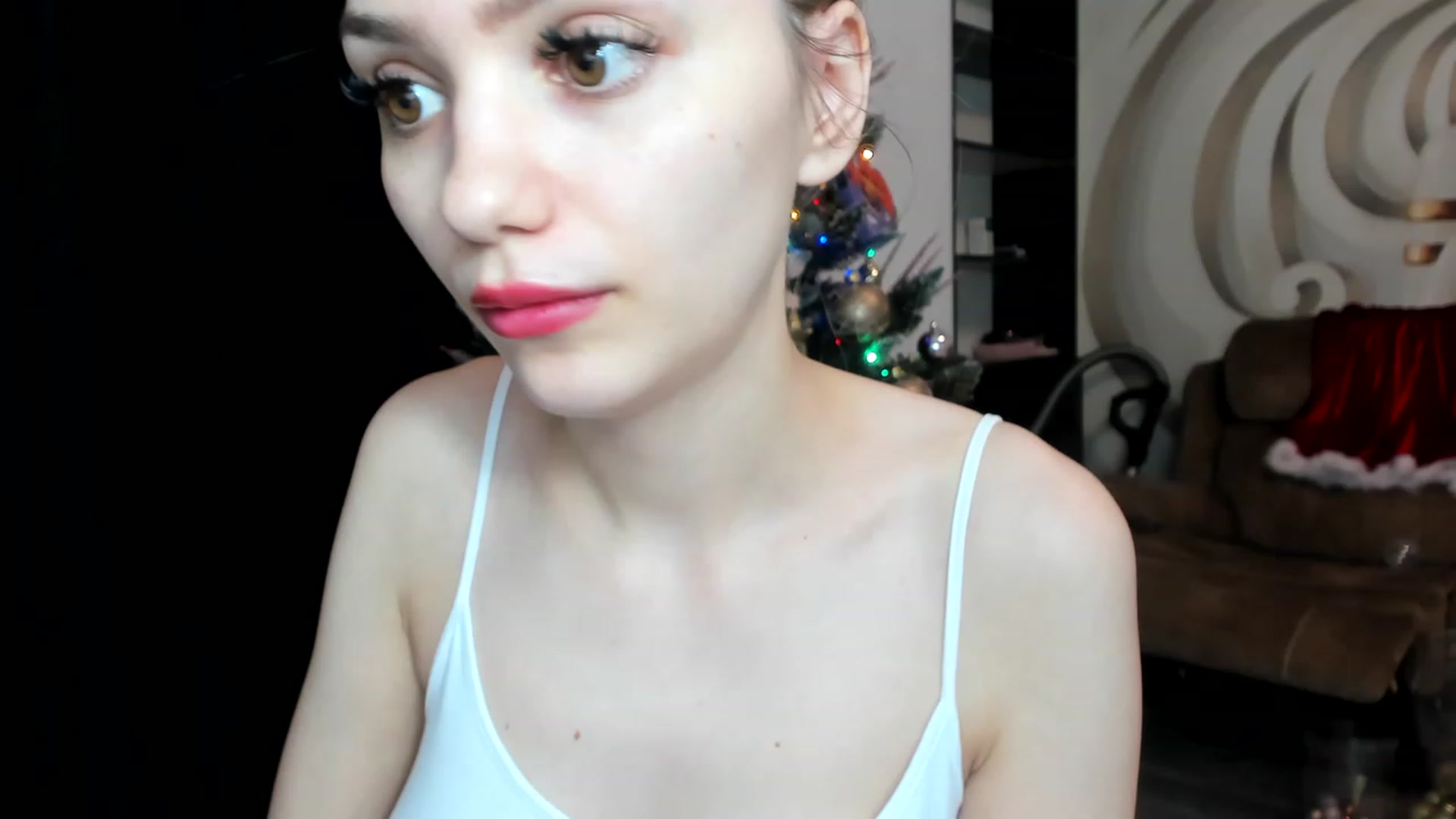 Gallery image thumbnail from HaleySweet18's myfreecams stream on, 12/06/2022, 06:12 image 6 of 20